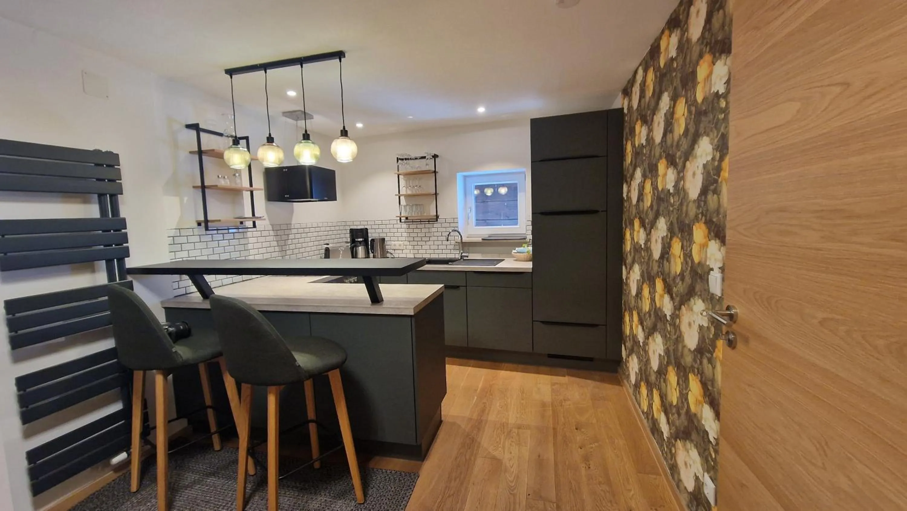 Kitchen or kitchenette in Alp-Chalet