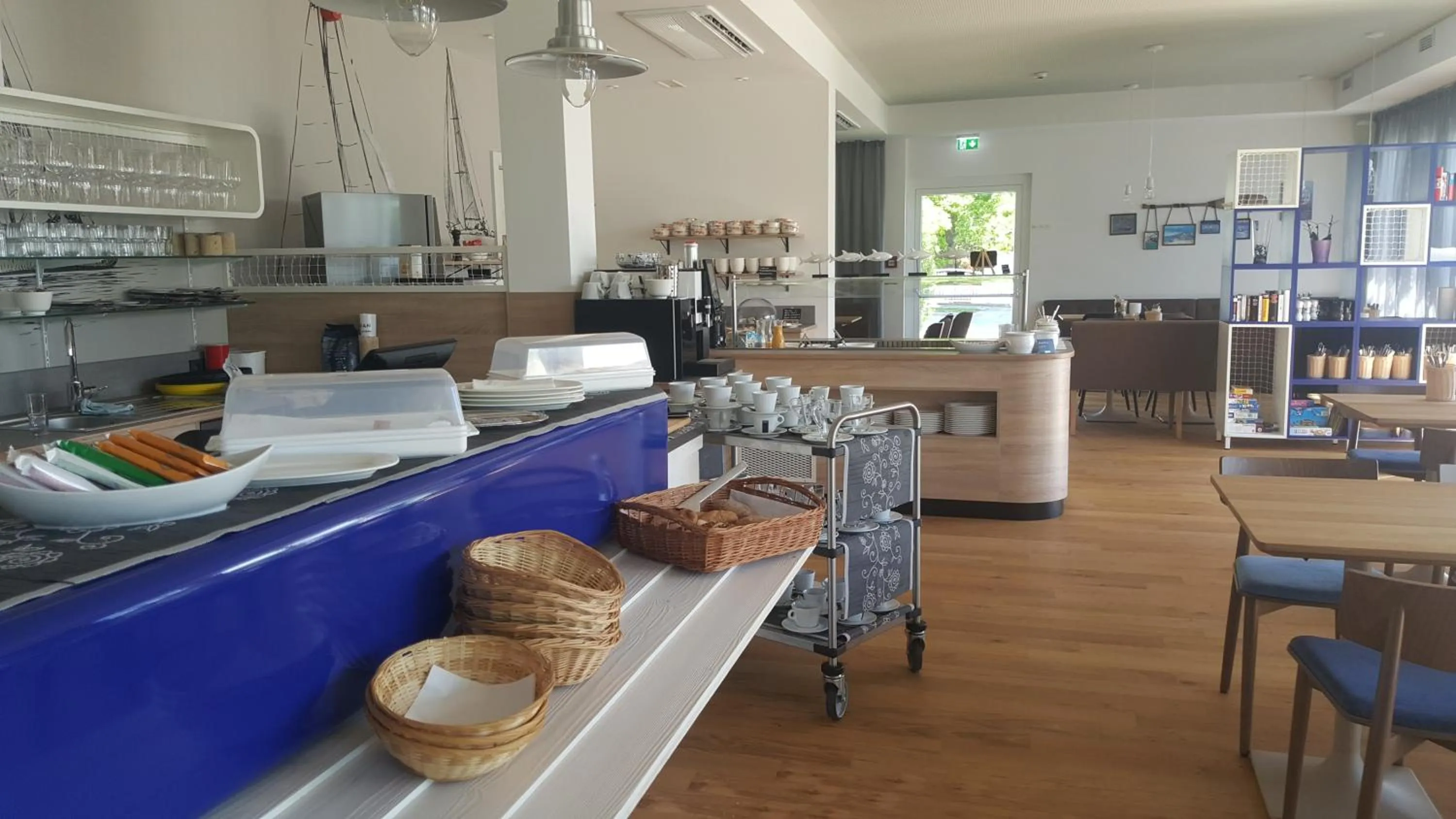 Food and drinks in Hotel Katamaran