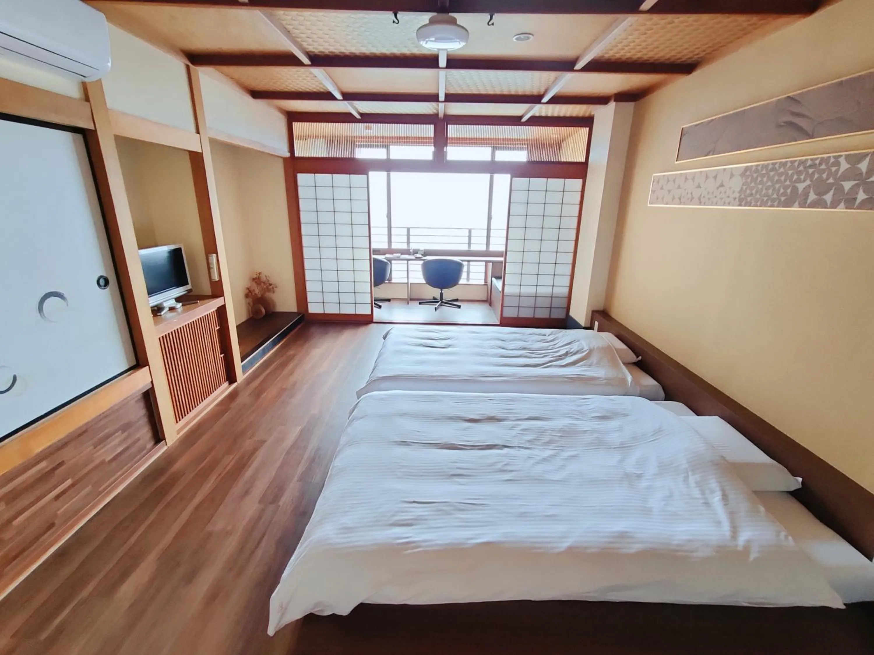 Bed in Hokkawa Onsen Hotel