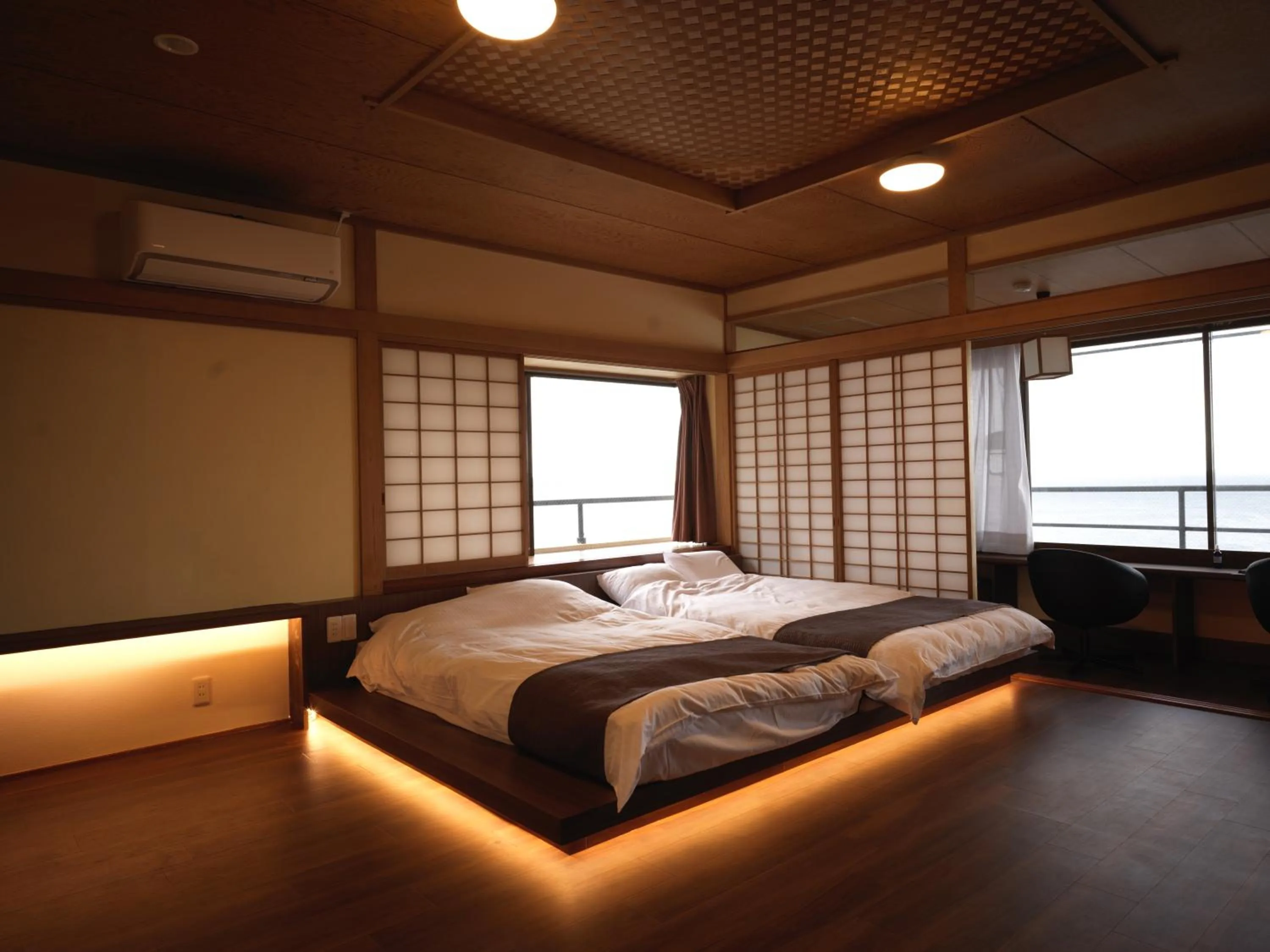 Bed in Hokkawa Onsen Hotel