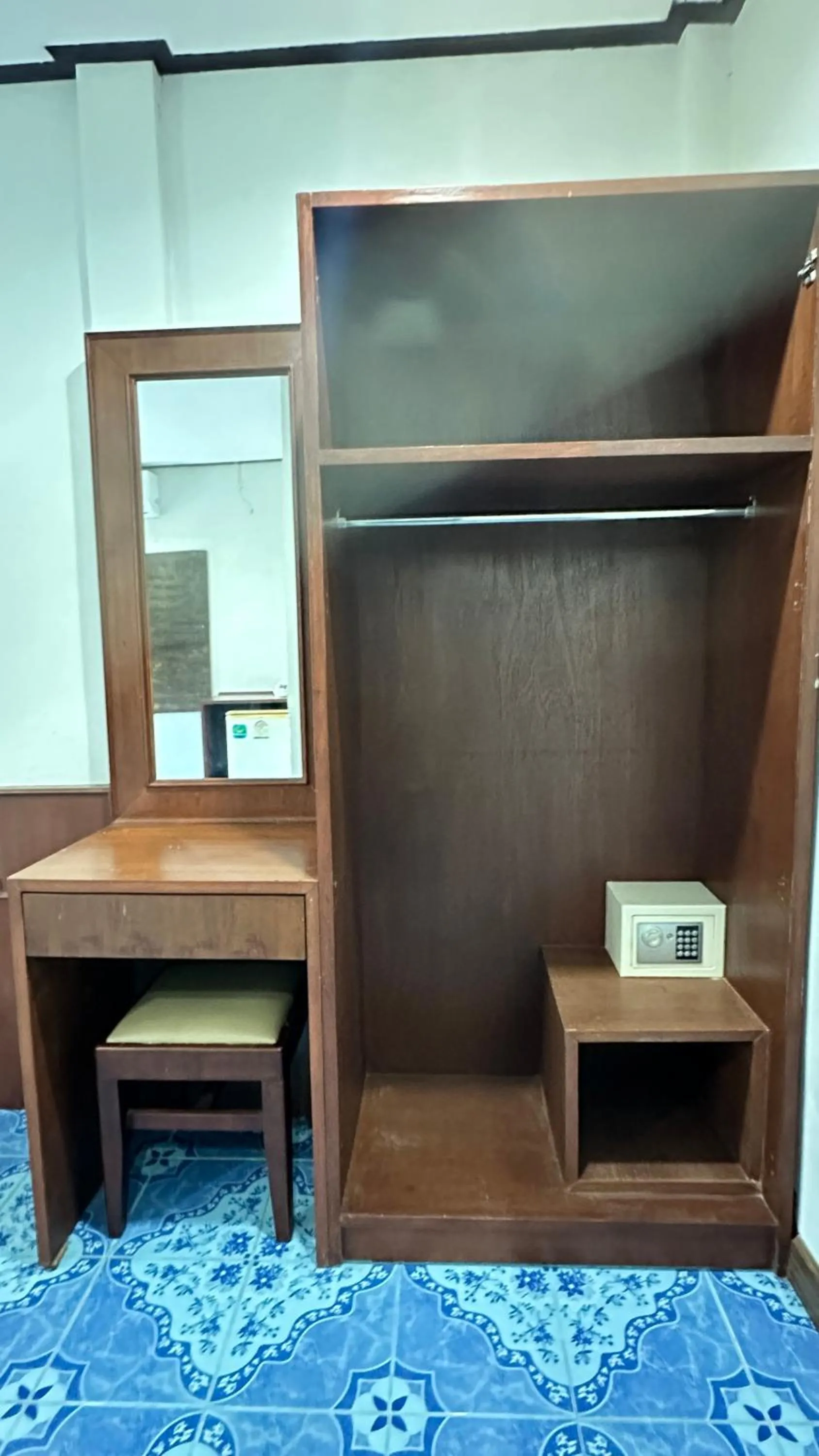 furniture in Lanta L.D. Beach Bungalow