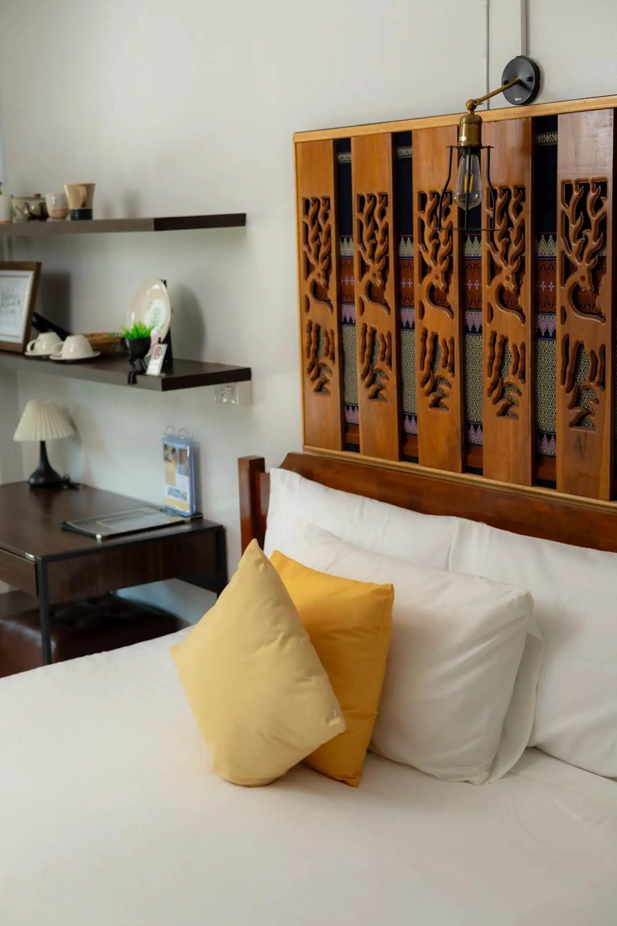 Double Room with Private Bathroom in Gita's House Double Room with Private Bathroom in Gita's House