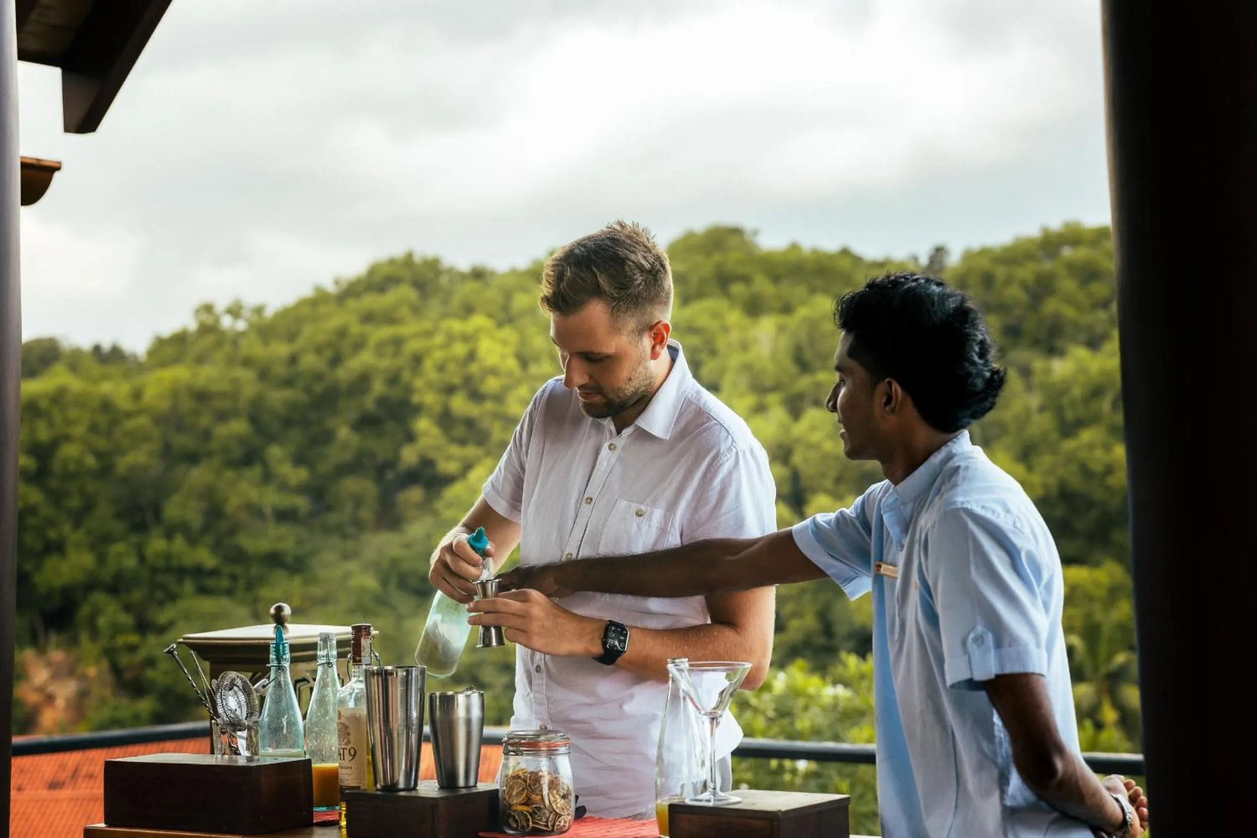 Lounge or bar in Cape Weligama - Relais and Chateaux