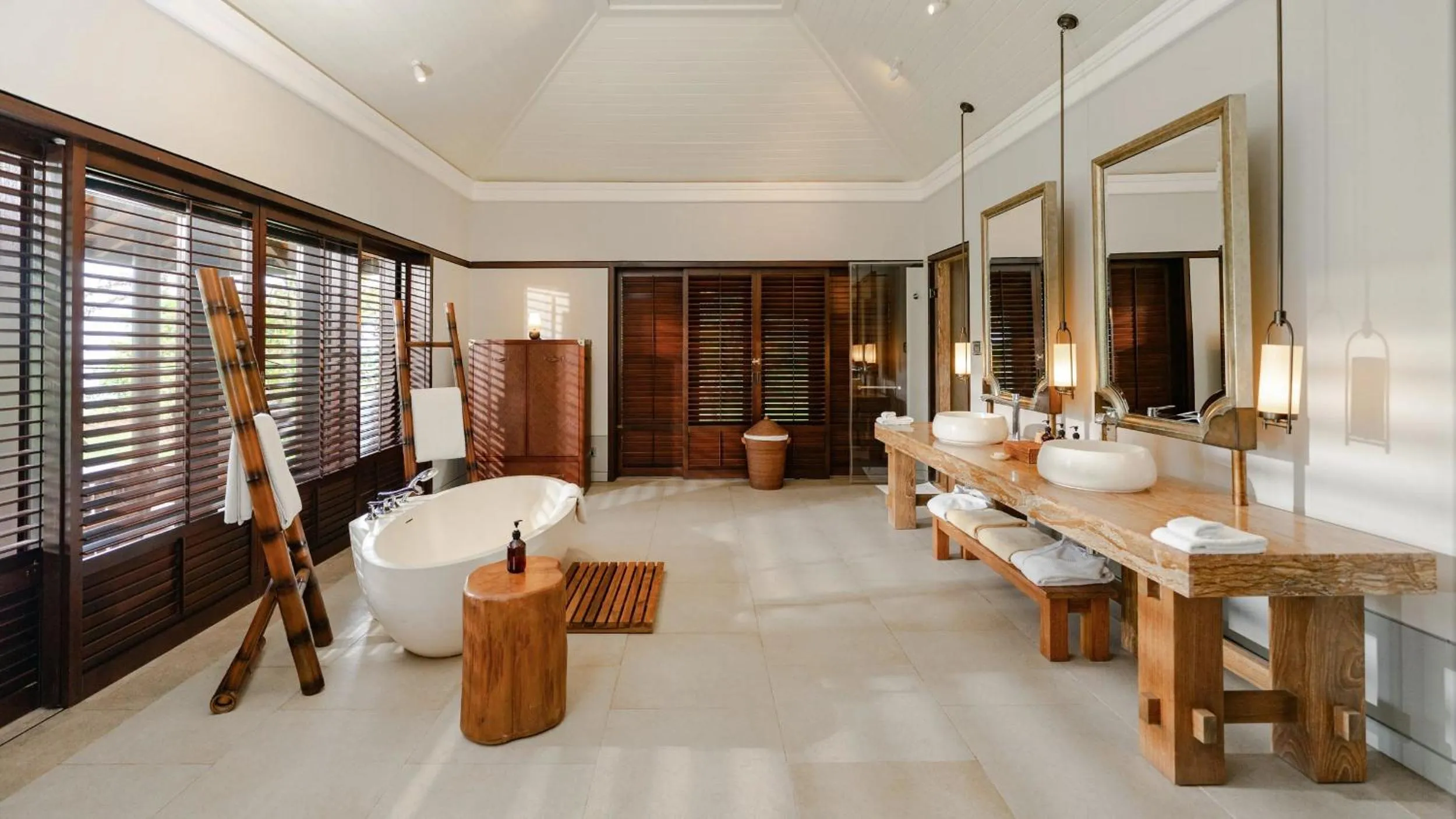 Bathroom in Cape Weligama - Relais and Chateaux
