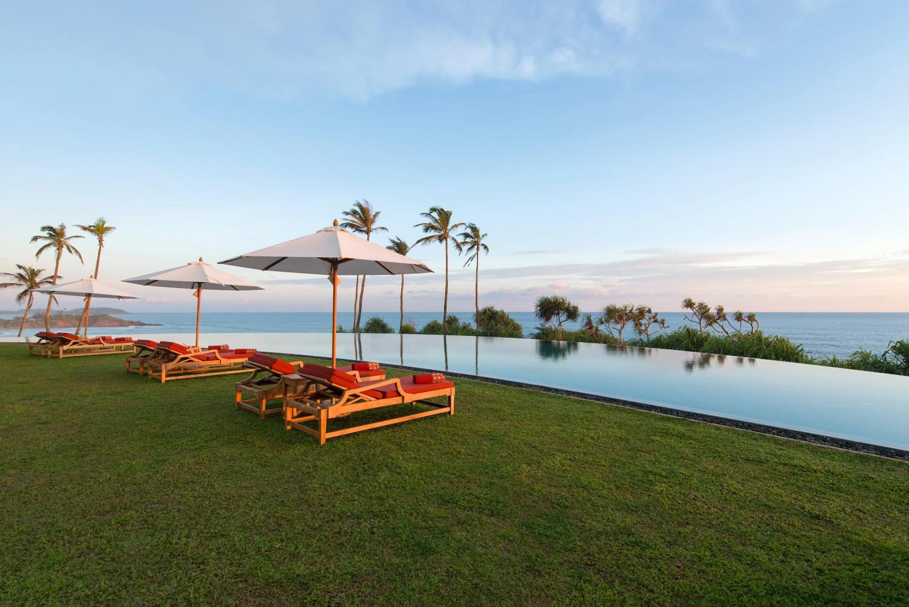 Pool view in Cape Weligama - Relais and Chateaux