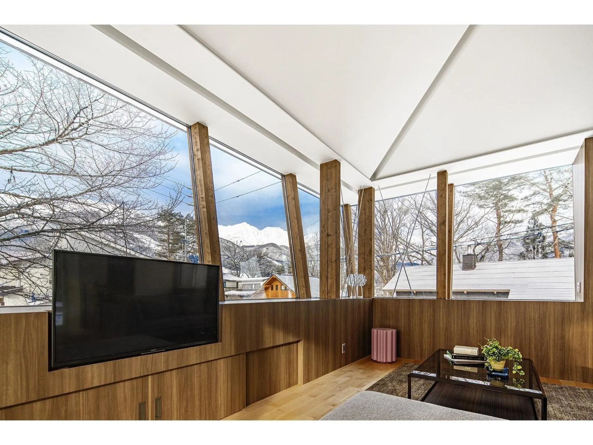 Natural landscape in Pension Eastmountain Hakuba