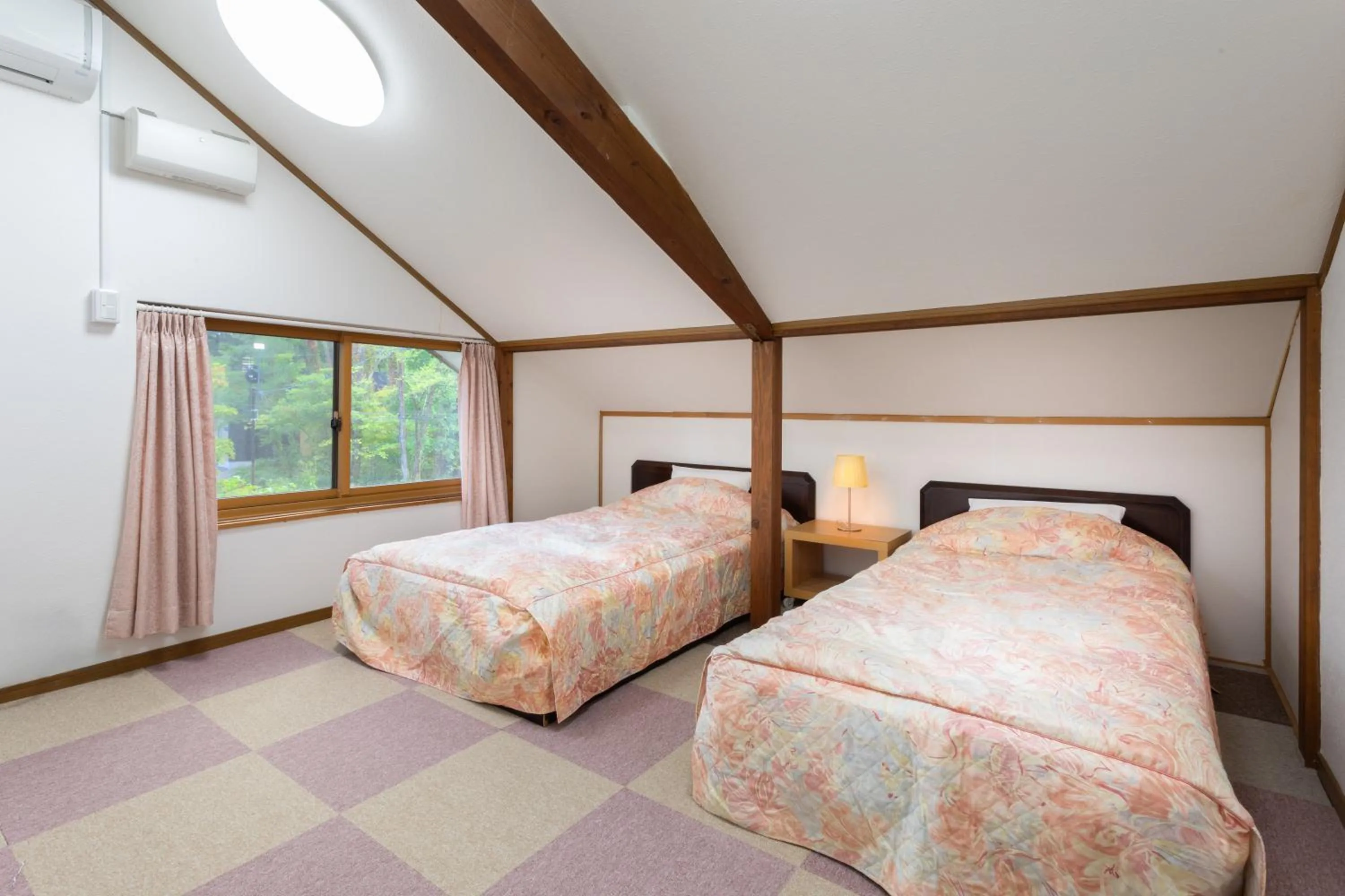 Photo of the whole room, Bed in Pension Eastmountain Hakuba