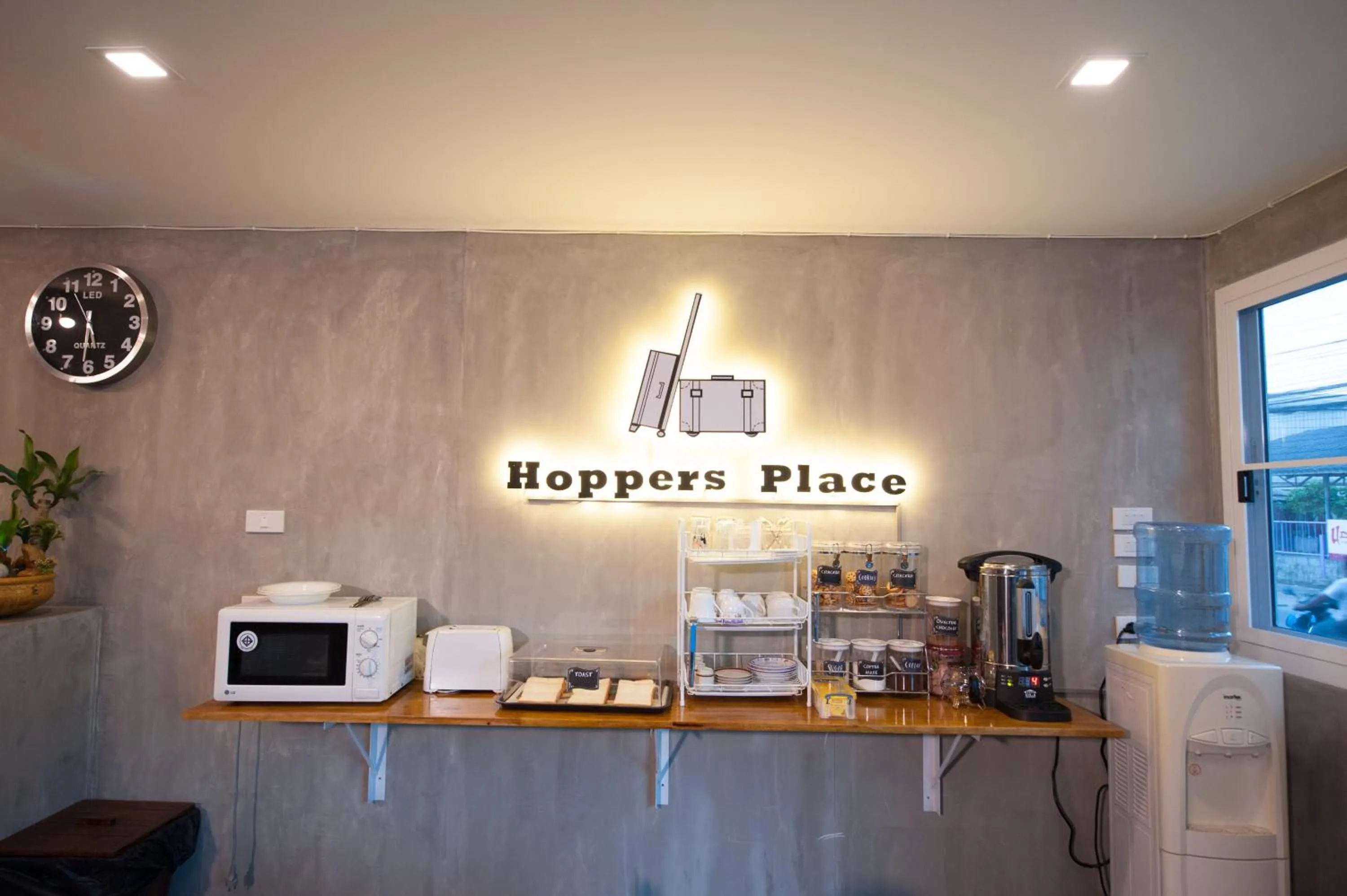 Coffee/tea facilities in Hoppers Place Donmuang