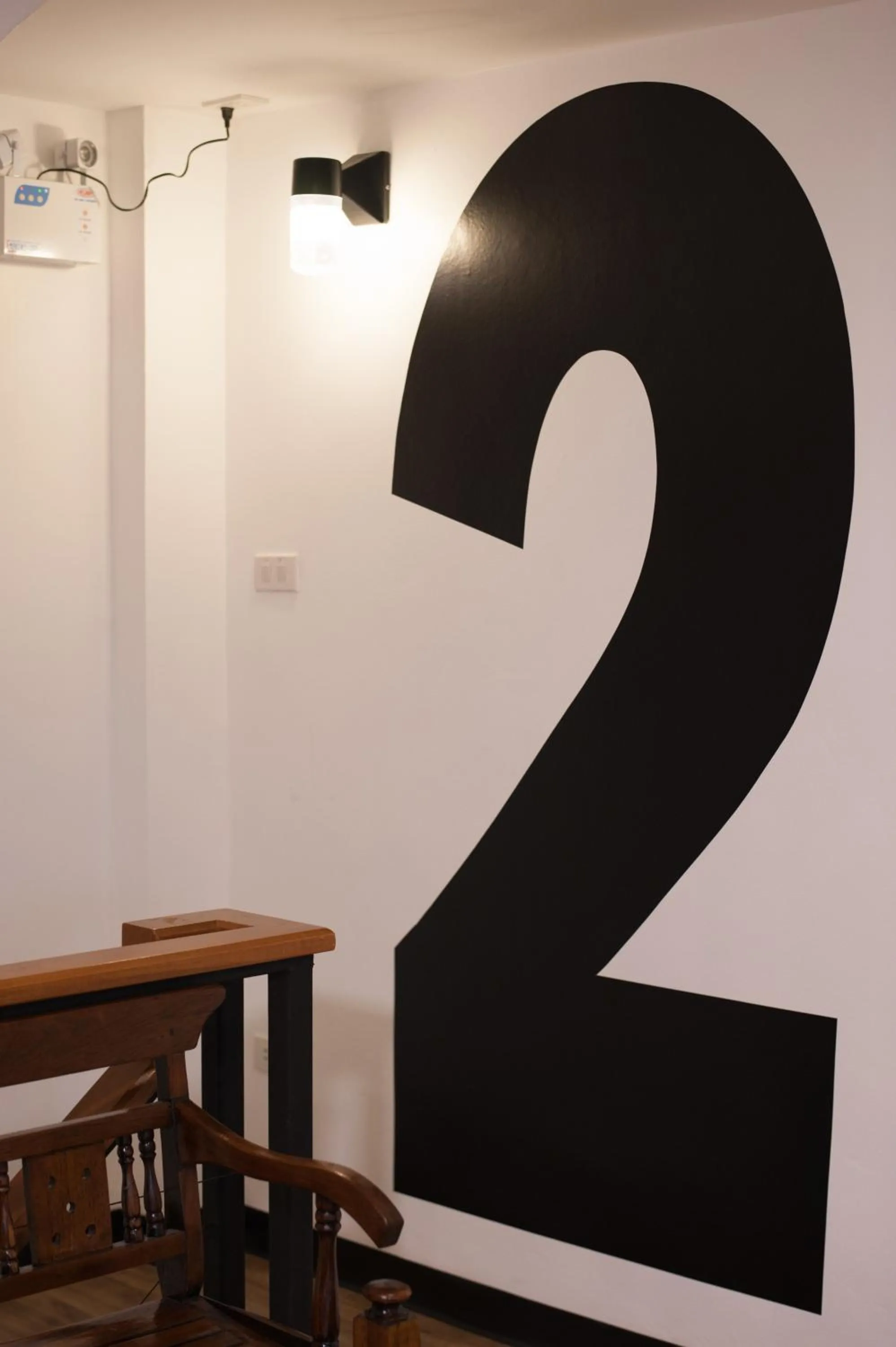 Decorative detail in Hoppers Place Donmuang