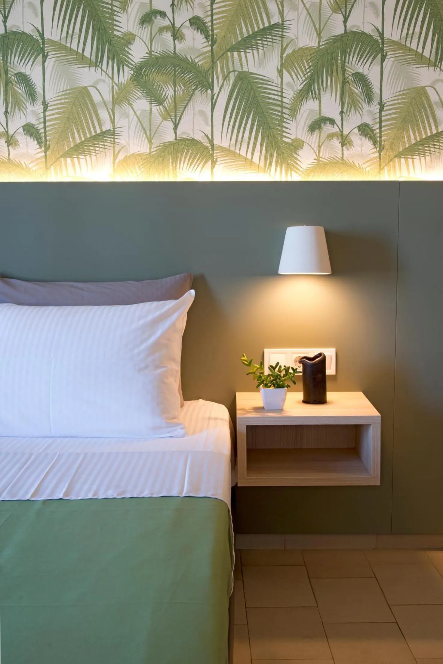 Bed in Sunshine Studios