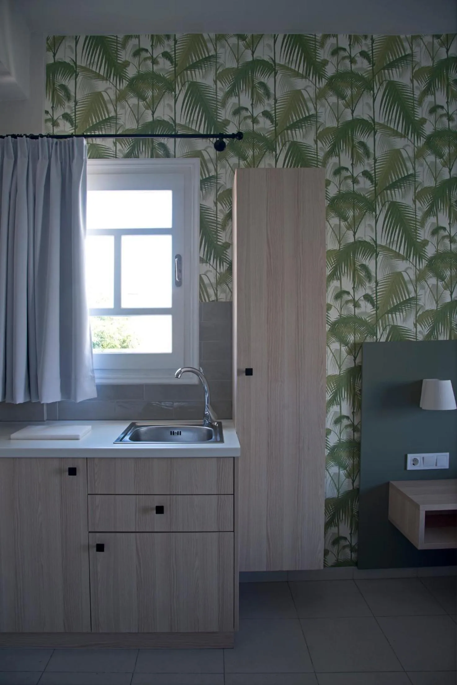 Coffee/tea facilities in Sunshine Studios