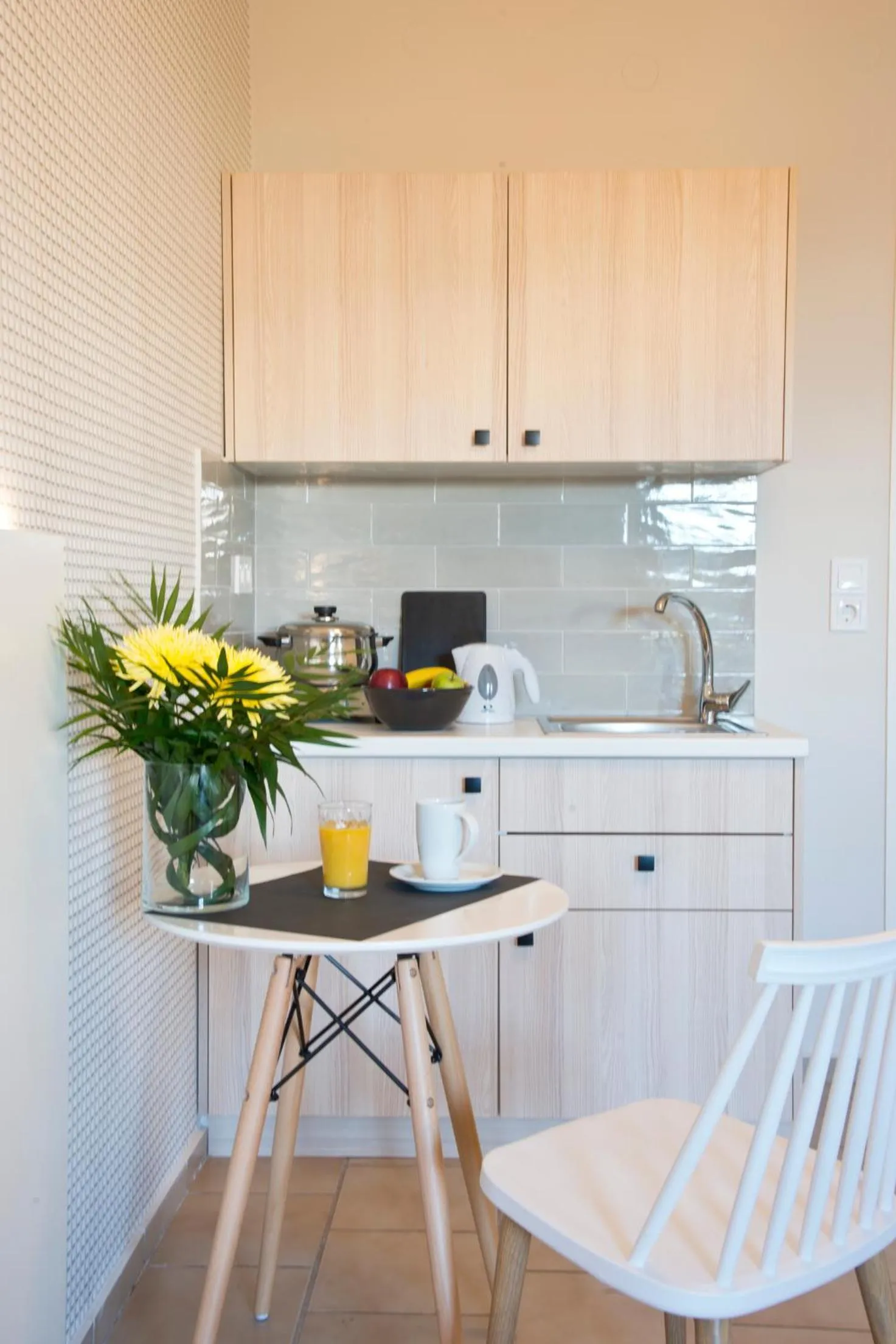 Coffee/tea facilities in Sunshine Studios