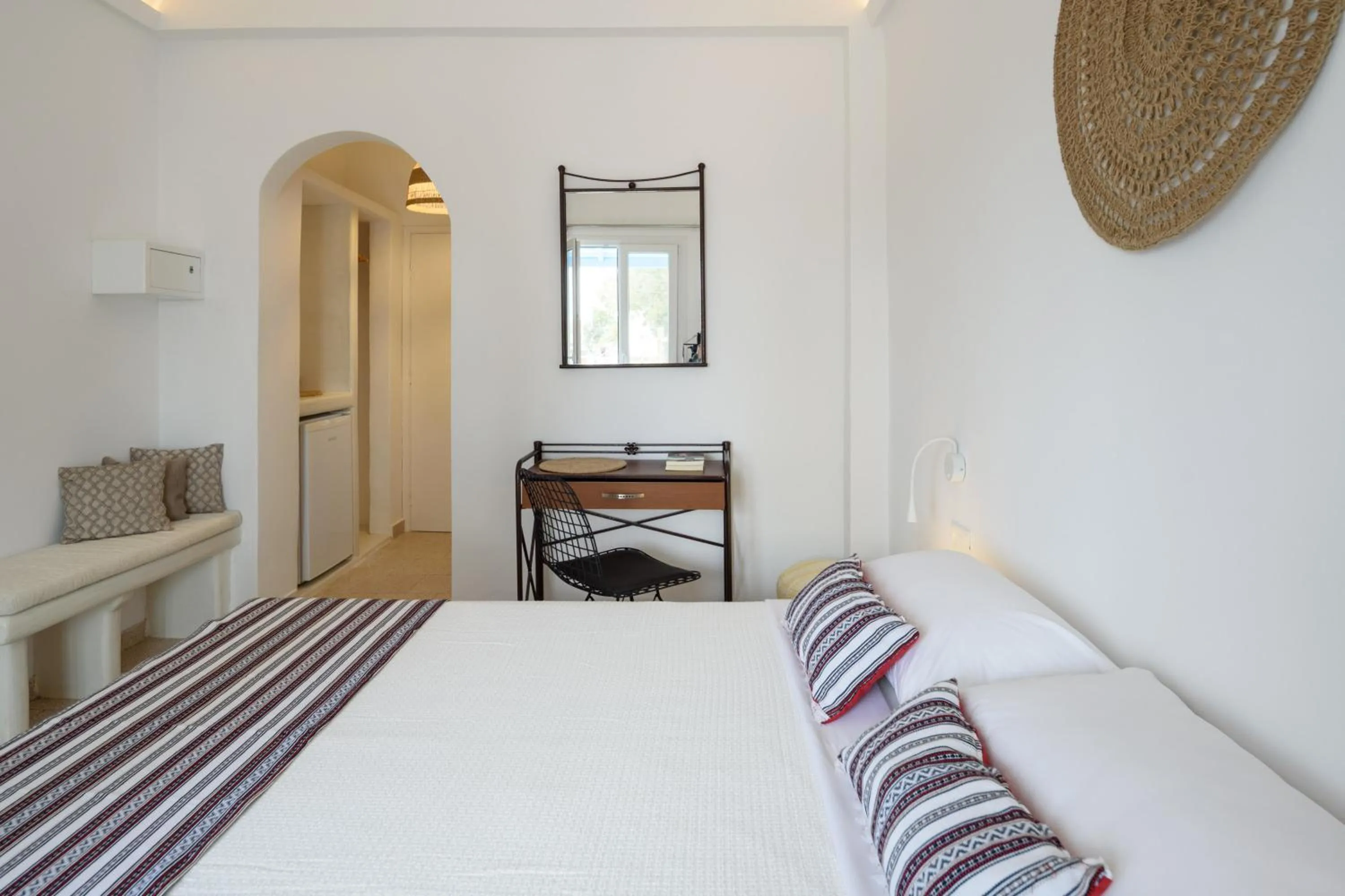 Bed in Cal Day Rooms Santorini