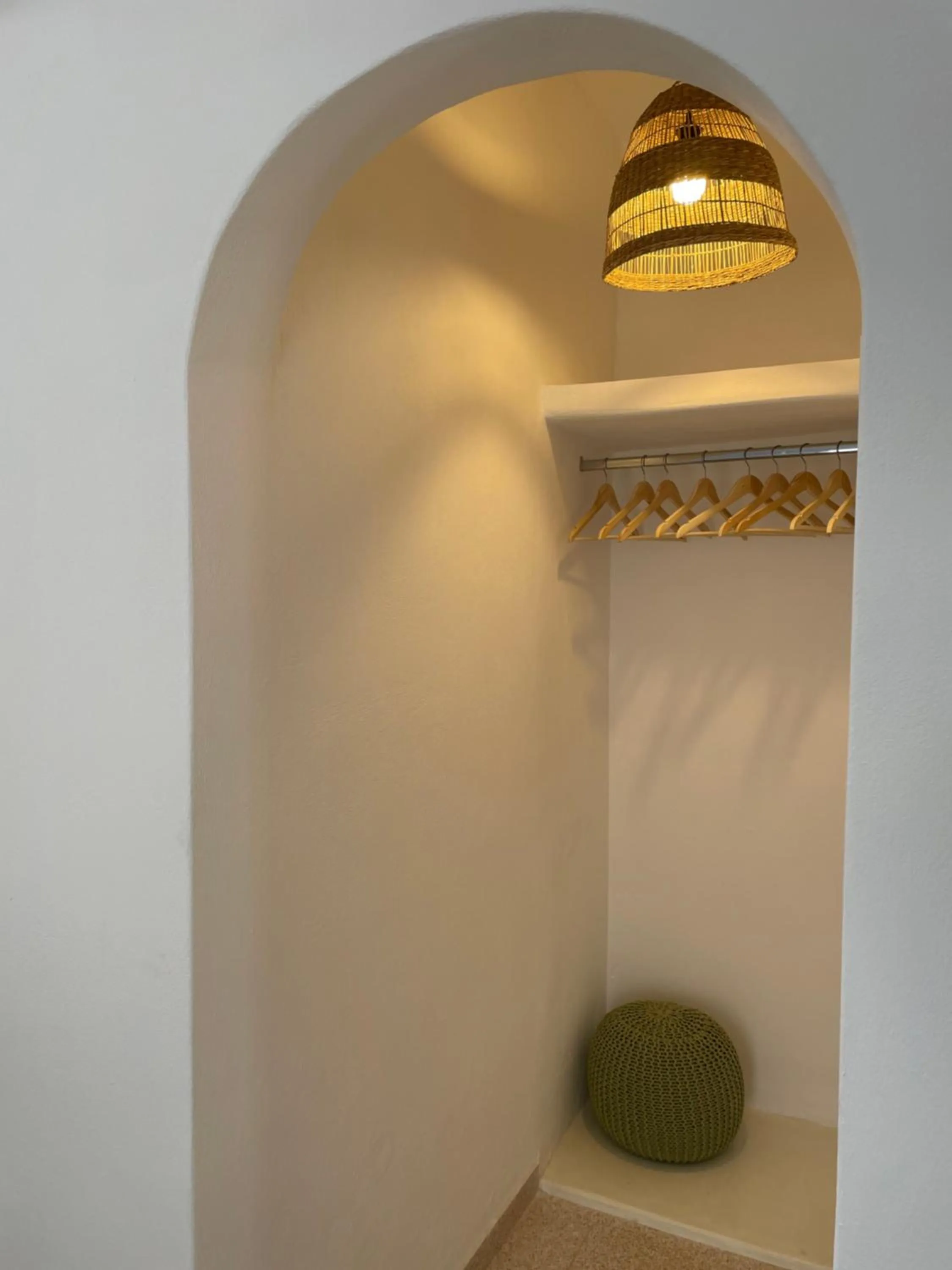 wardrobe in Cal Day Rooms Santorini