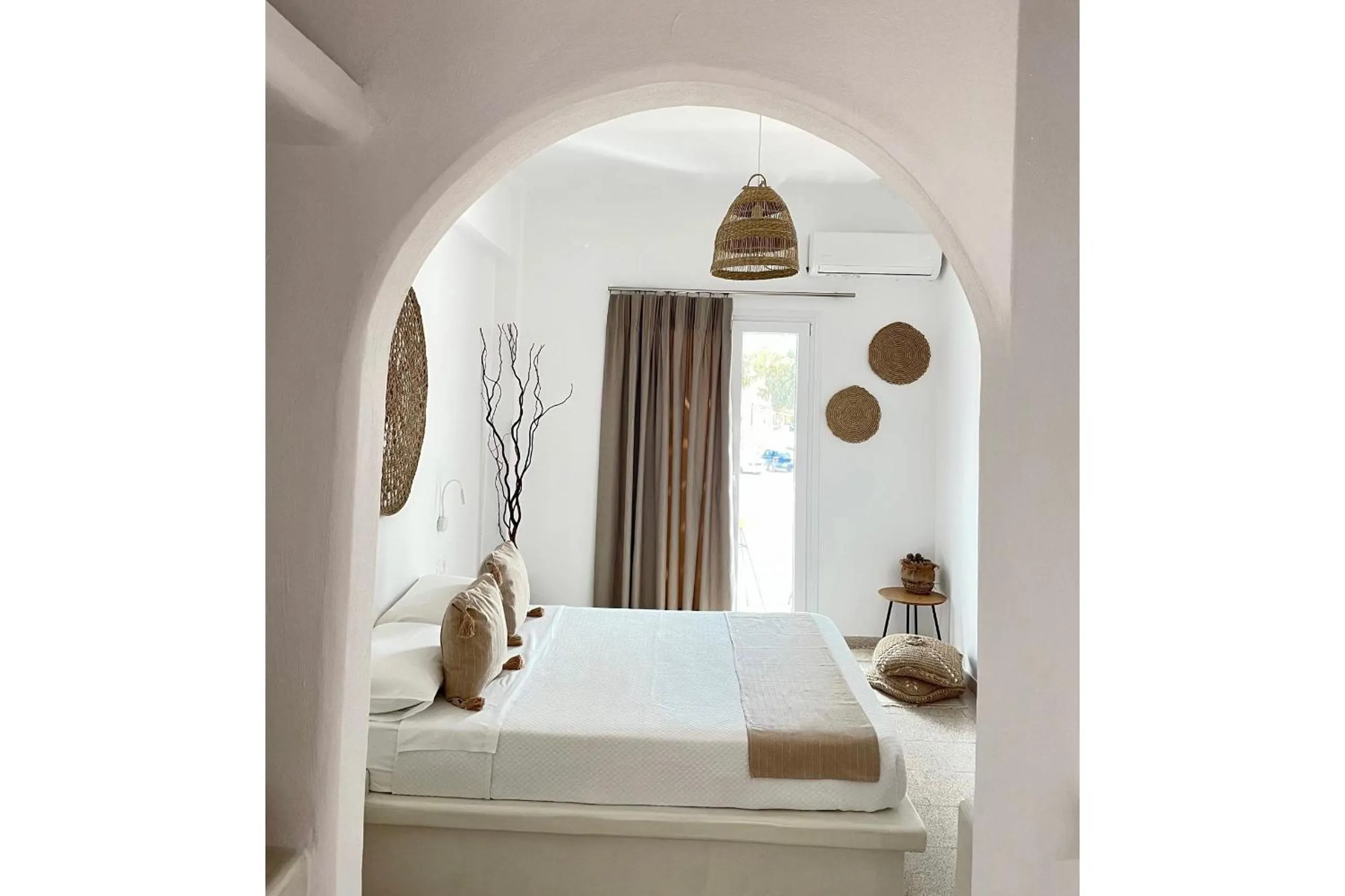 Bed in Cal Day Rooms Santorini