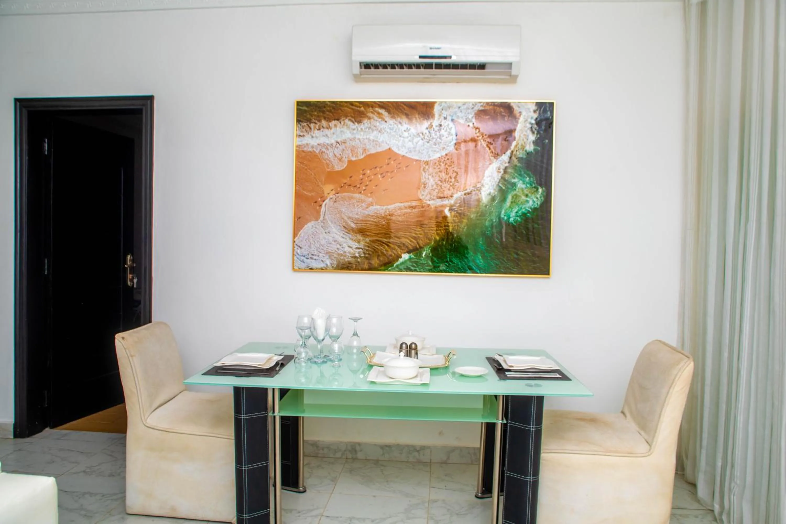 Seating area in Hotel Les Orchidées