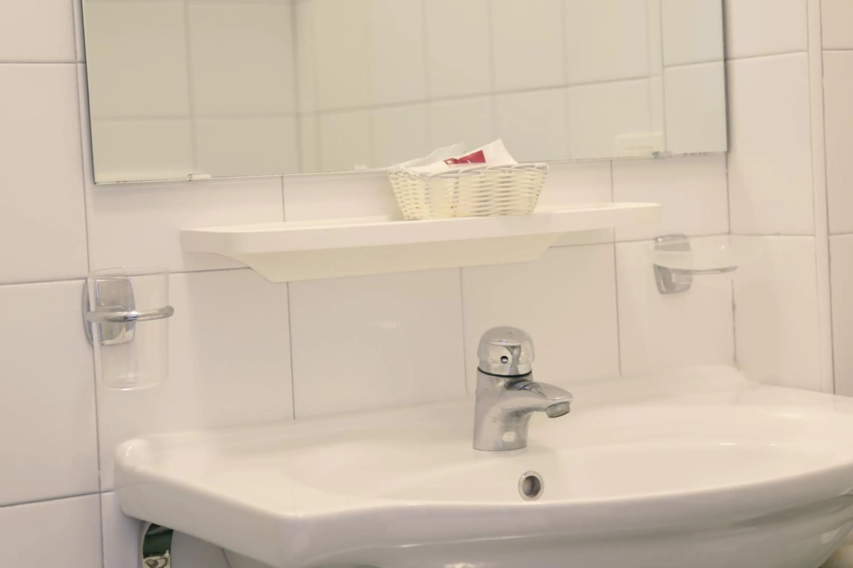 Bathroom in Renzo Hotel