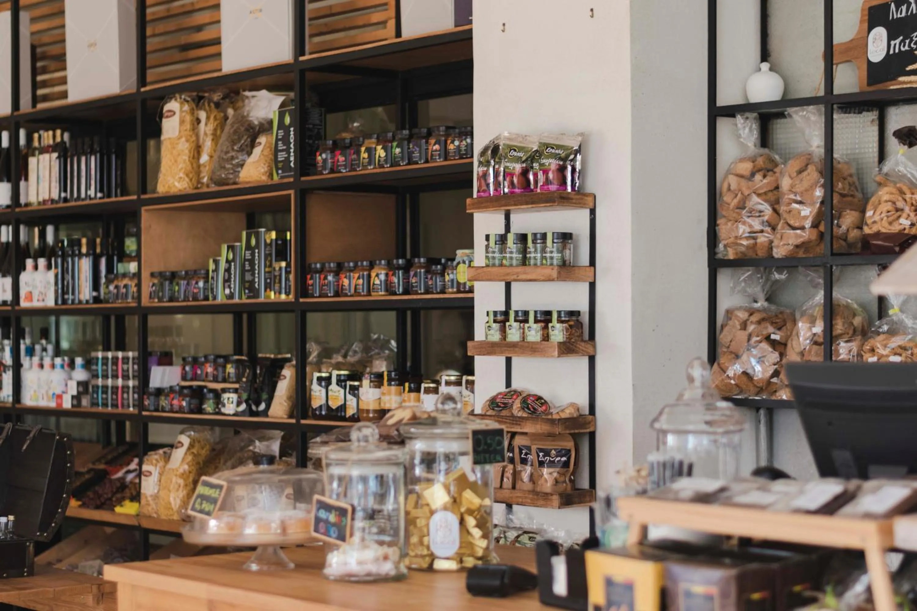 Restaurant/places to eat in Messini Hotel