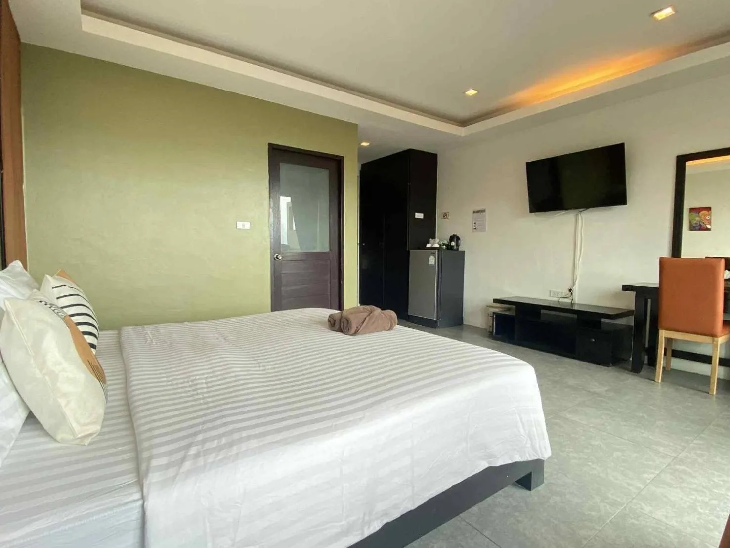 Bed in Sunset Bay View Phuket