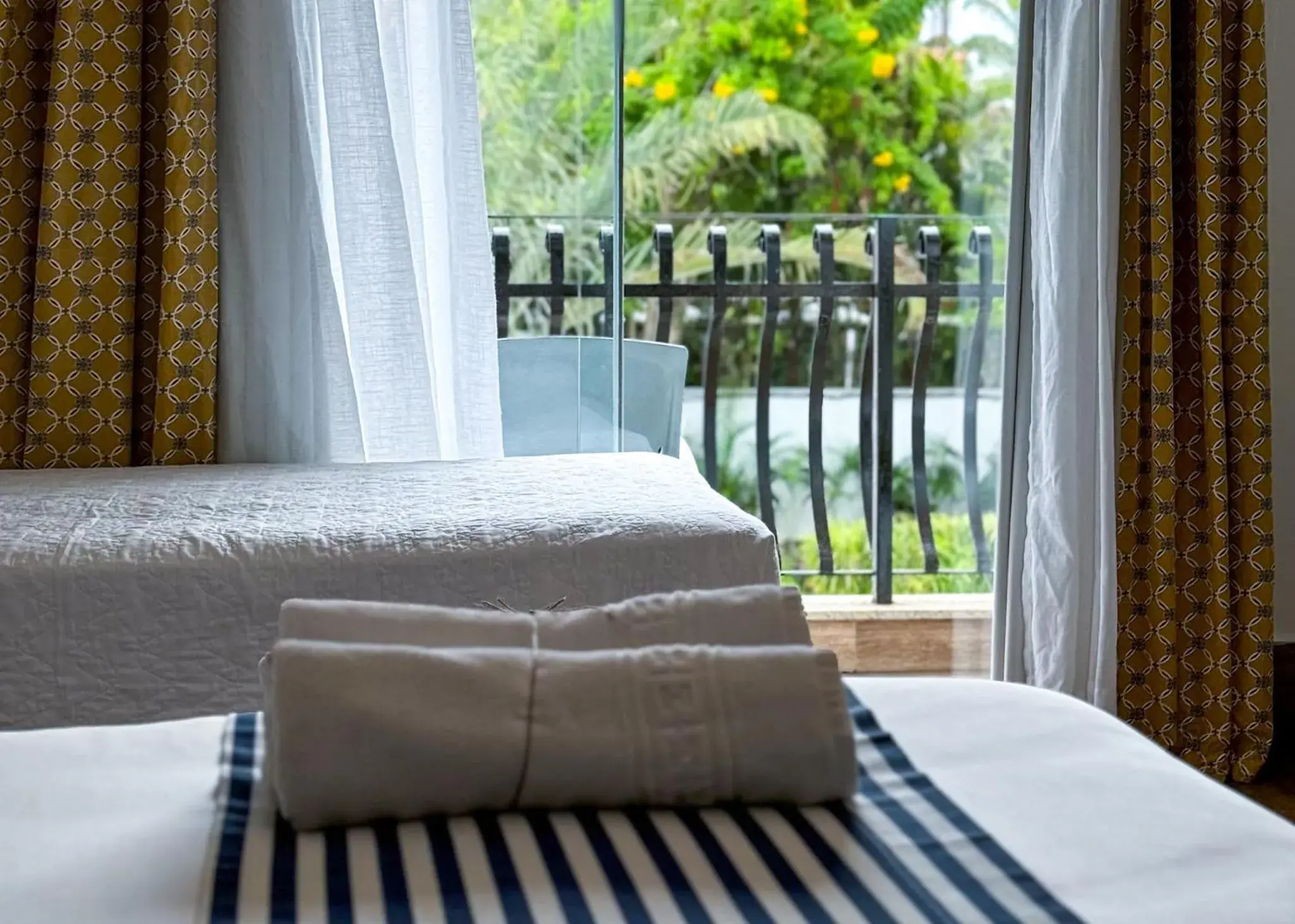 Triple Room with Pool View in Hotel Boutique Recanto da Passagem Triple Room with Pool View in Hotel Boutique Recanto da Passagem