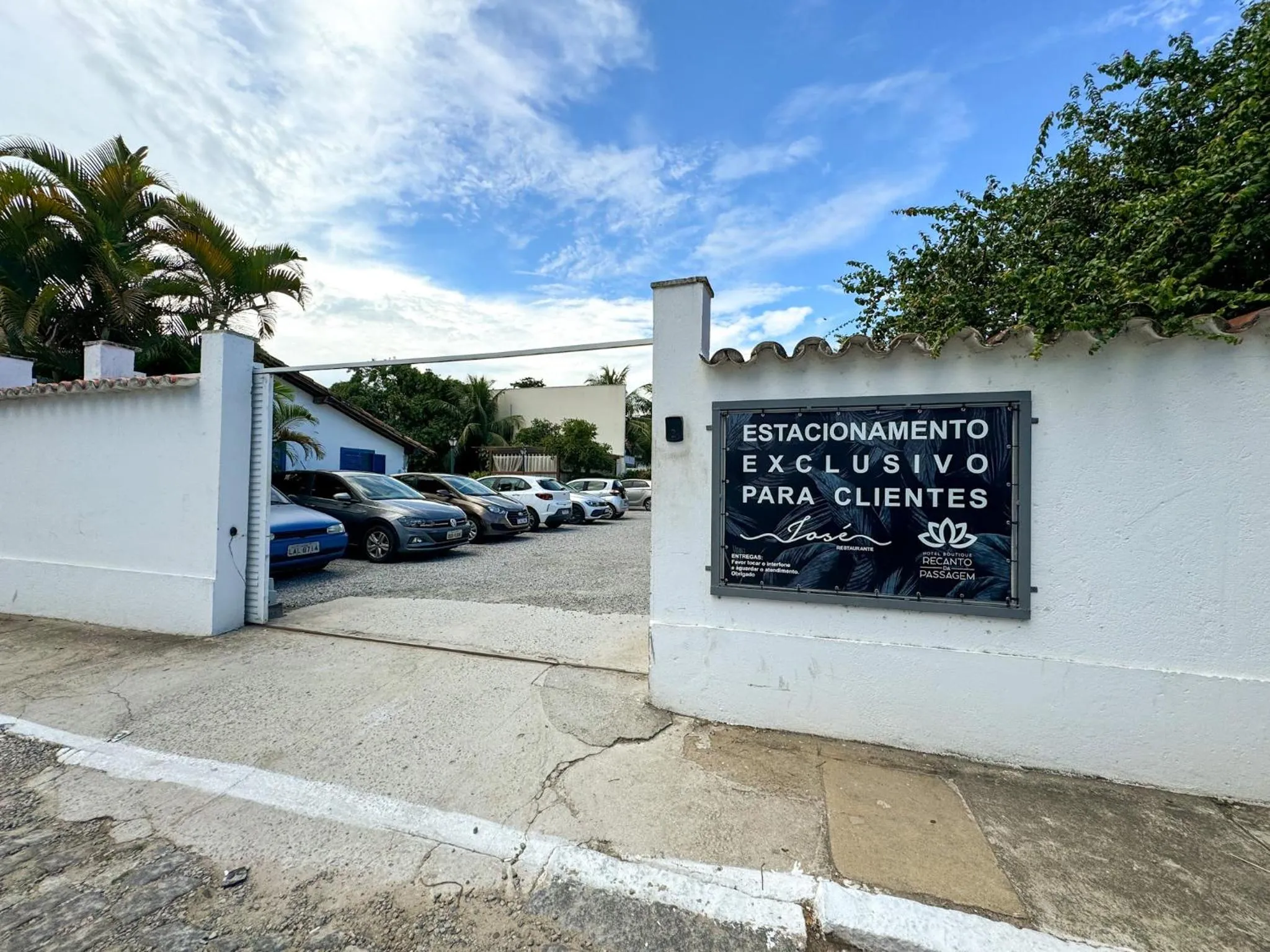 Parking in Hotel Boutique Recanto da Passagem