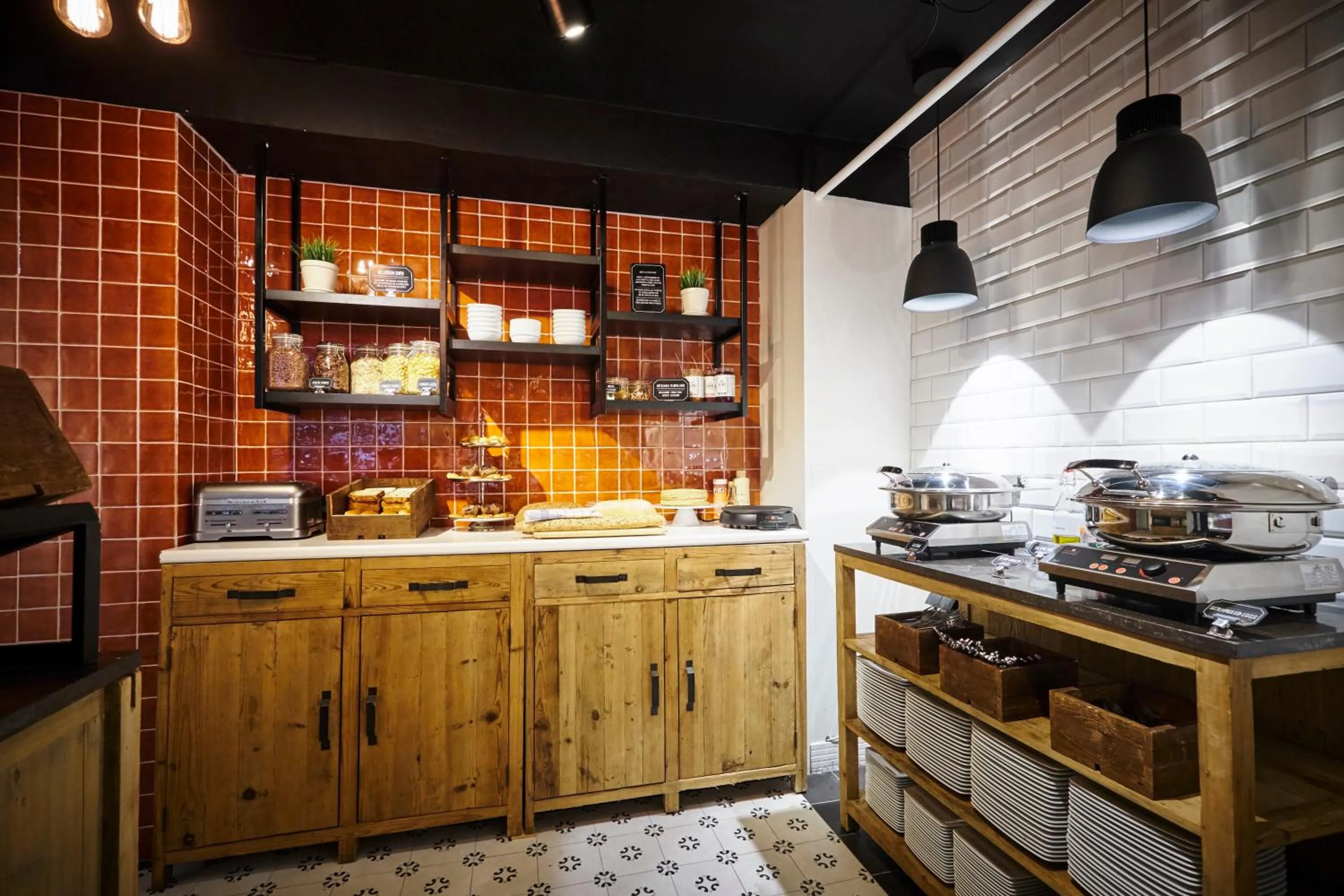 Restaurant/places to eat in Leopold Hotel Ostend