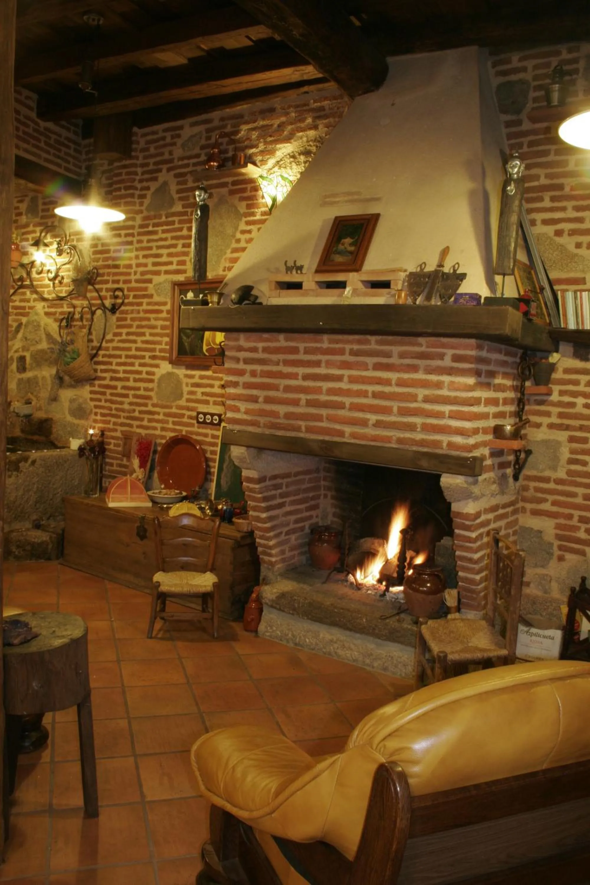 Communal lounge/ TV room in Posada La Gatera