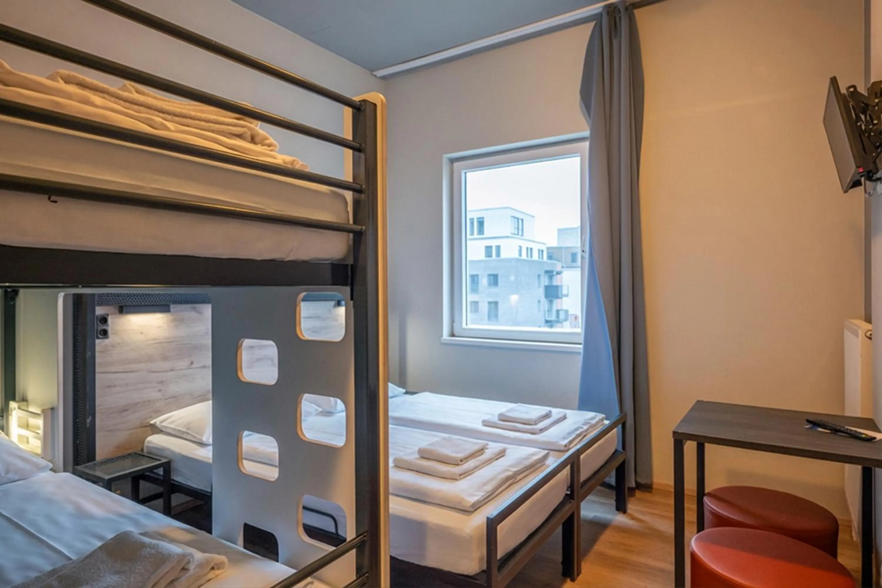 Bedroom, Bed in a&o Copenhagen Nørrebro