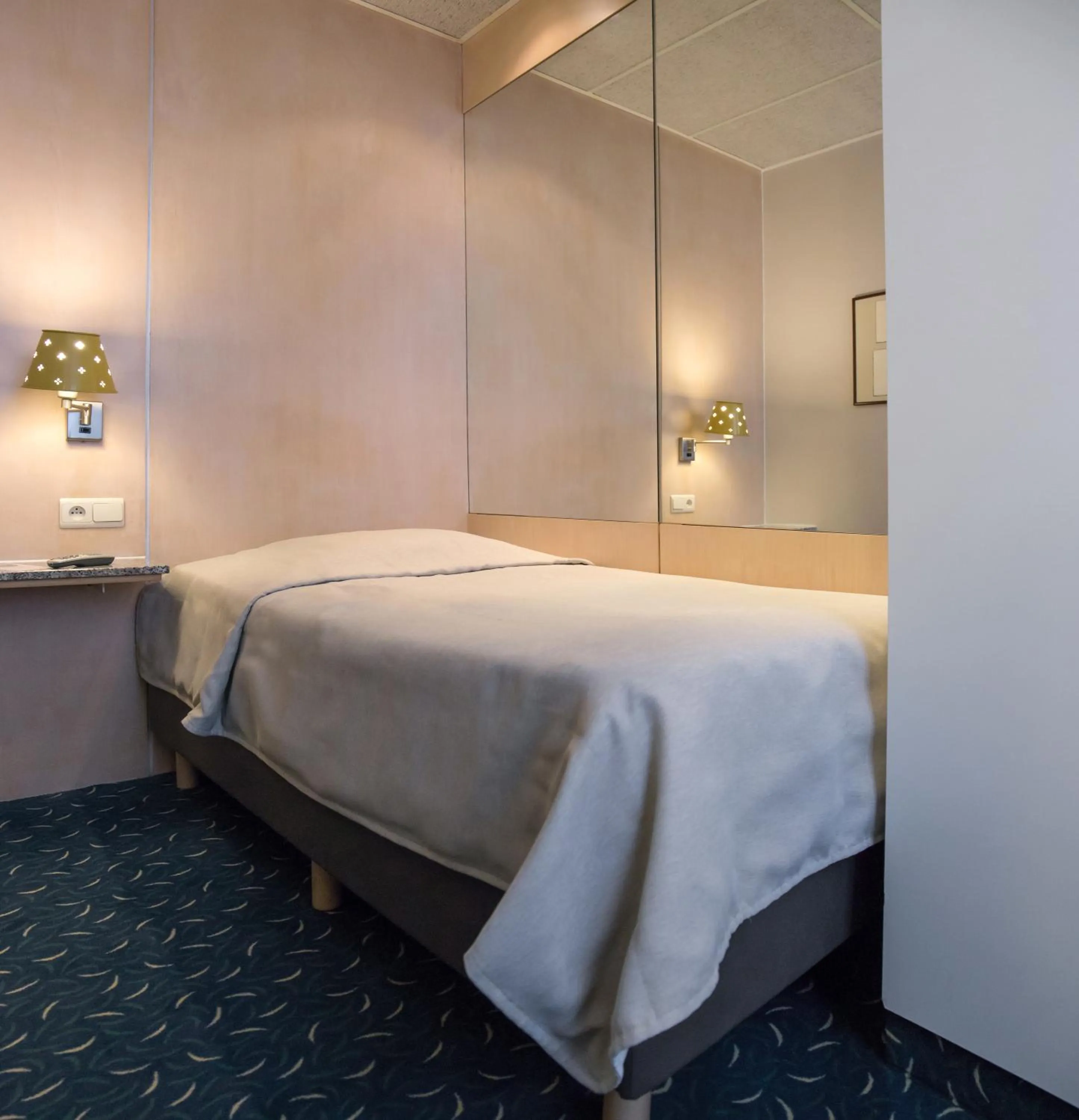 Bedroom in Hotel Glenmore