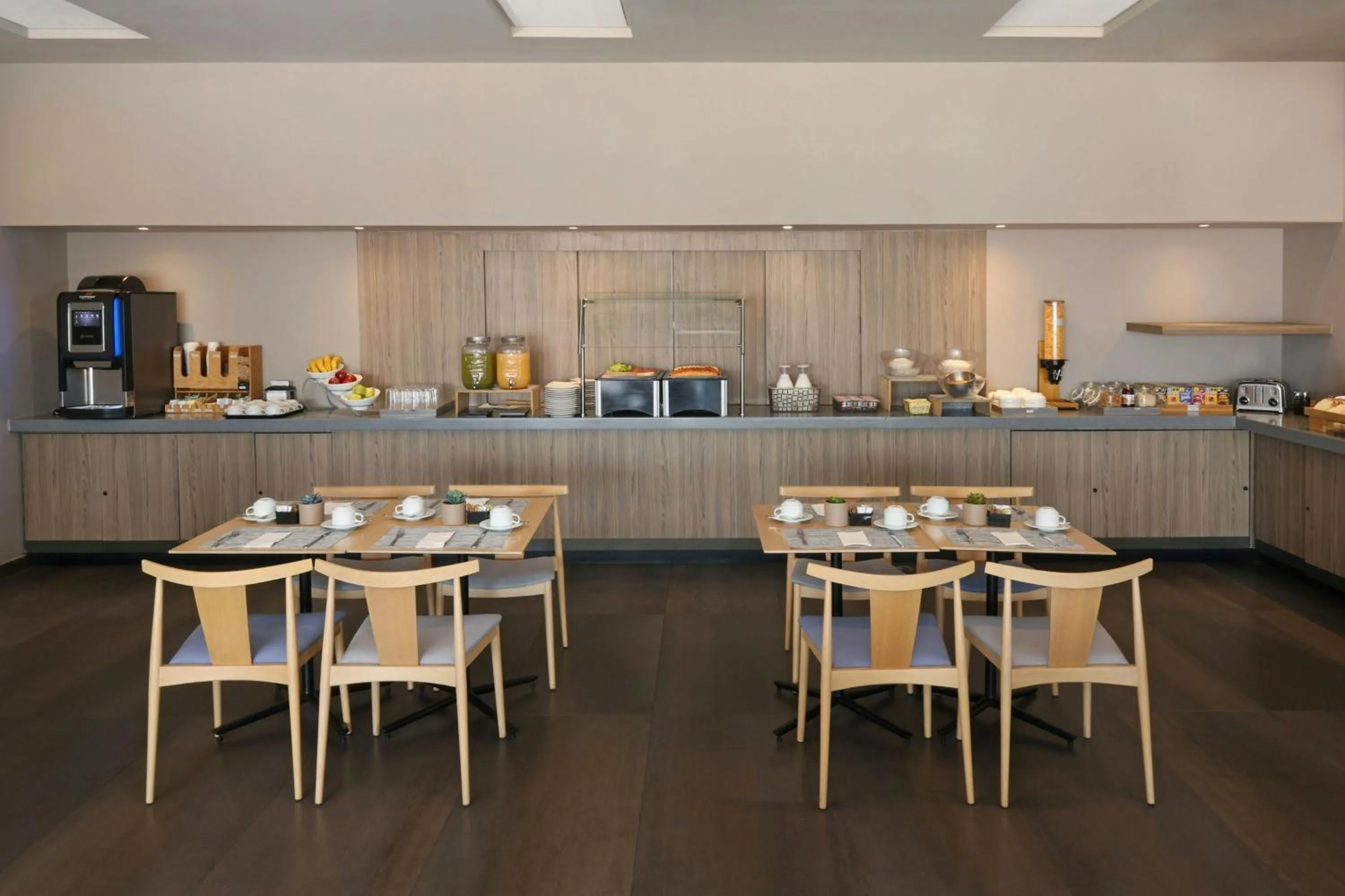 Breakfast in City Express Plus by Marriott Ciudad de México Mundo E