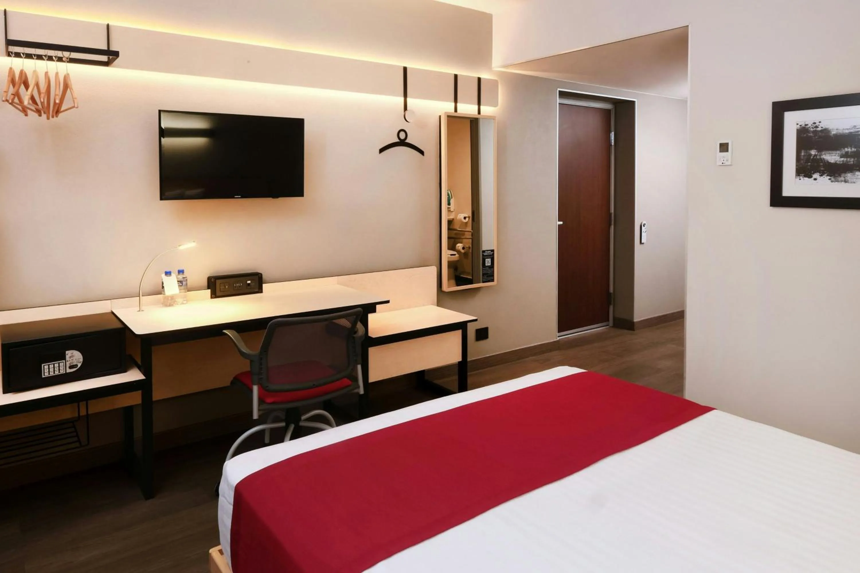 Bedroom, Bed in City Express Plus by Marriott Ciudad de México Mundo E