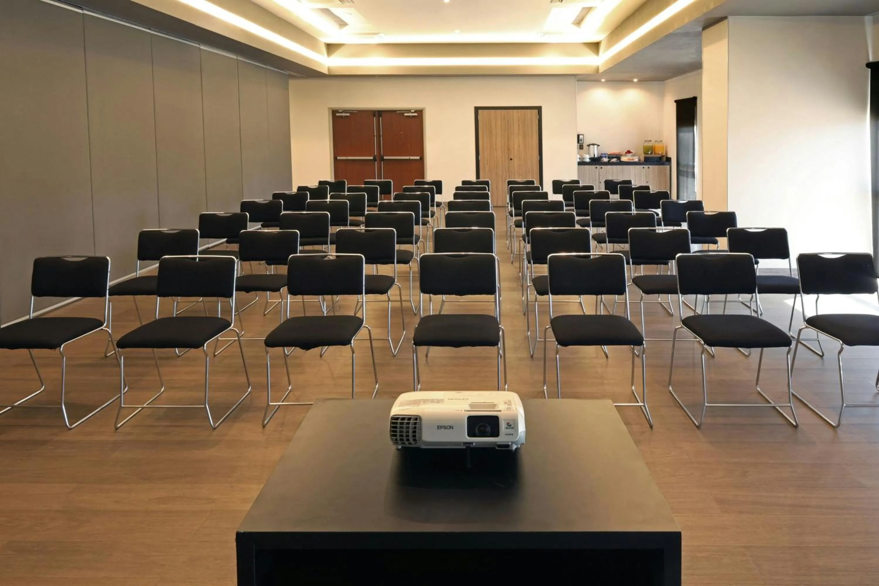 Meeting/conference room in City Express Plus by Marriott Ciudad de México Mundo E