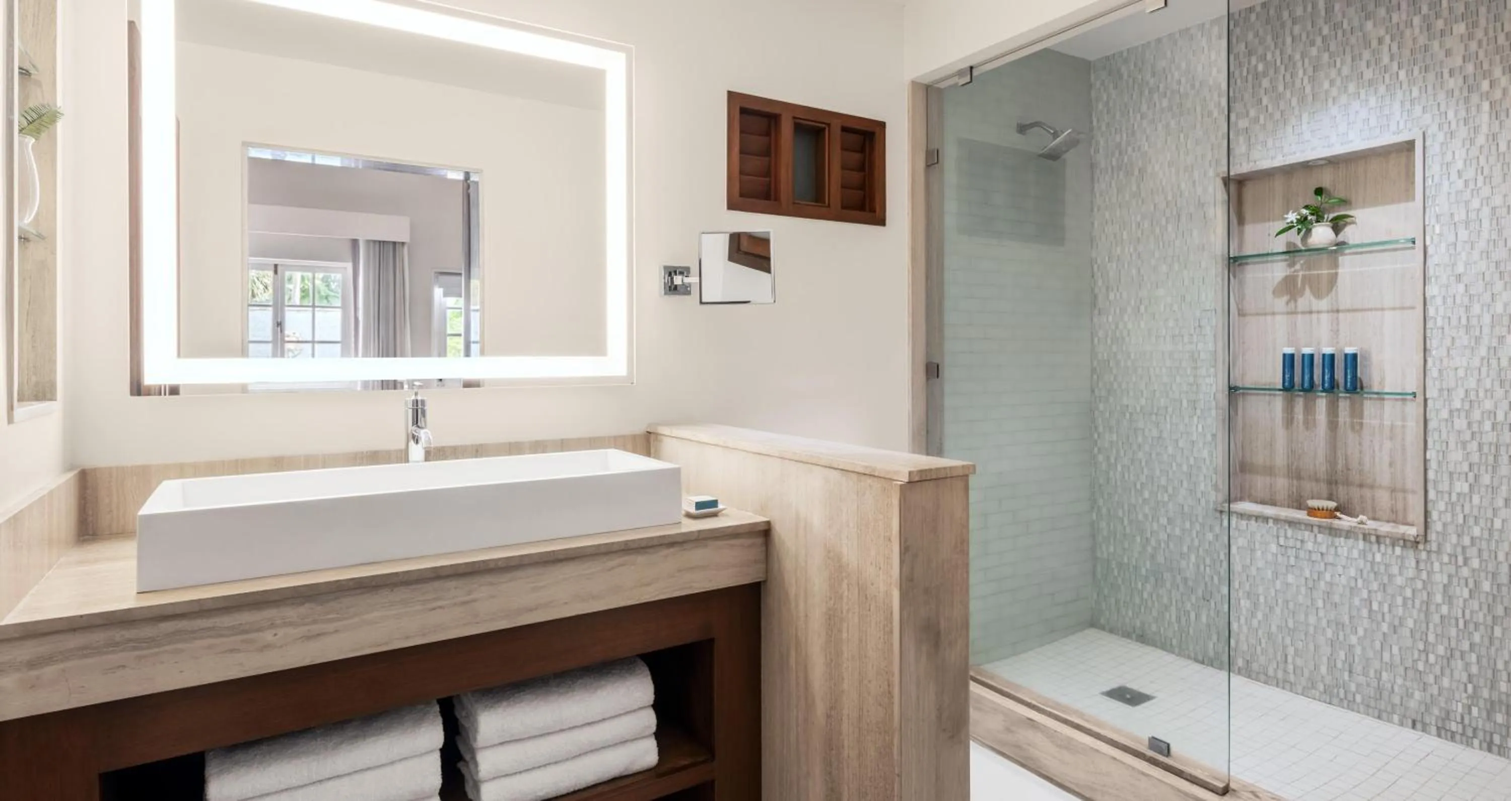 Bathroom in Sandals Halcyon Beach All Inclusive - Couples Only