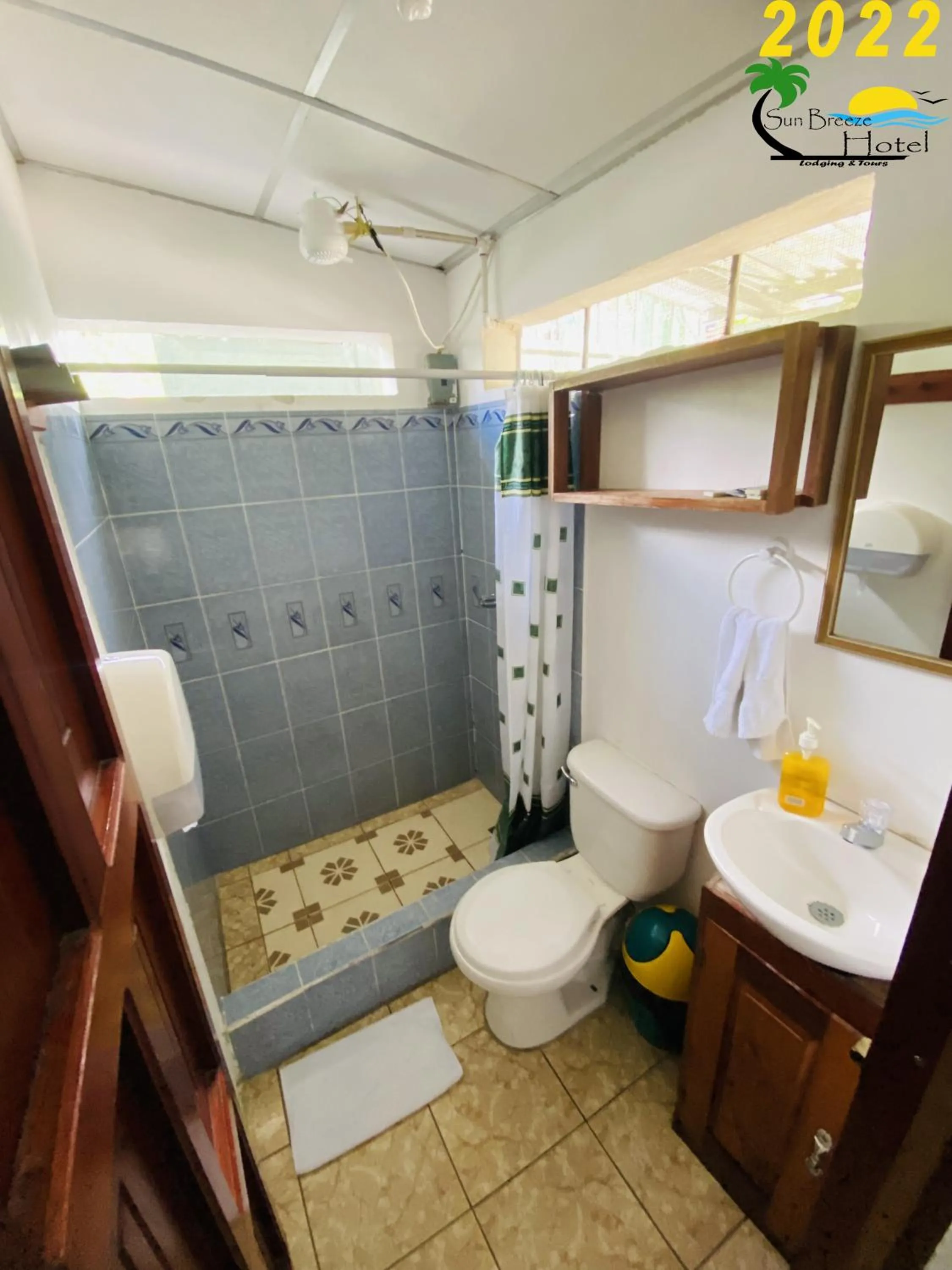 Bathroom in Sun Breeze Hotel