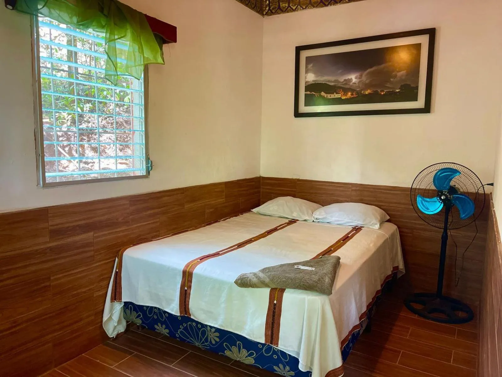 Garden view, Bed in Hotel Mon Ami