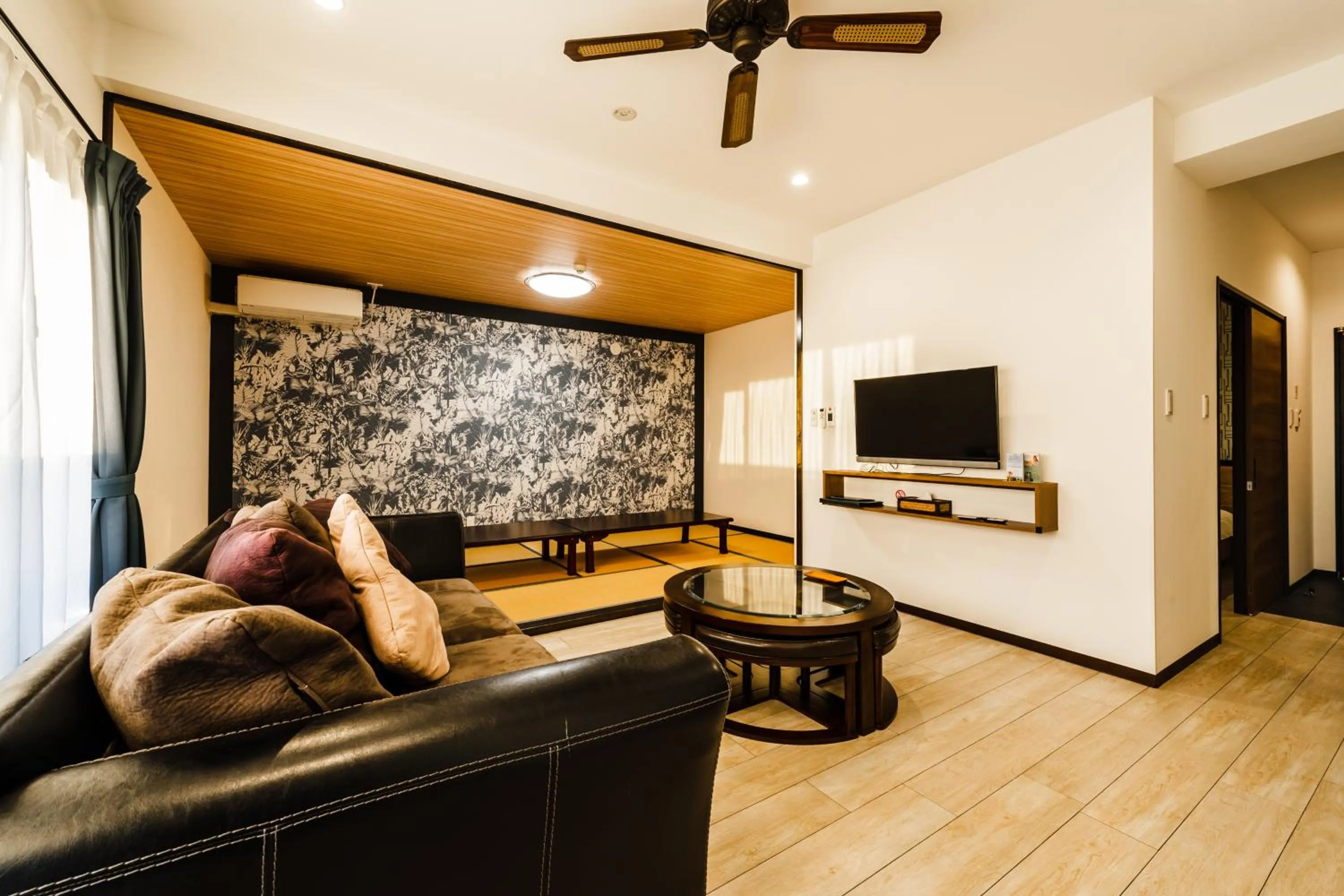 Living room in The Peridot Smart Hotel Tancha Ward