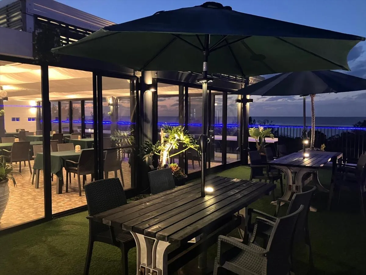 Restaurant/places to eat in The Peridot Smart Hotel Tancha Ward