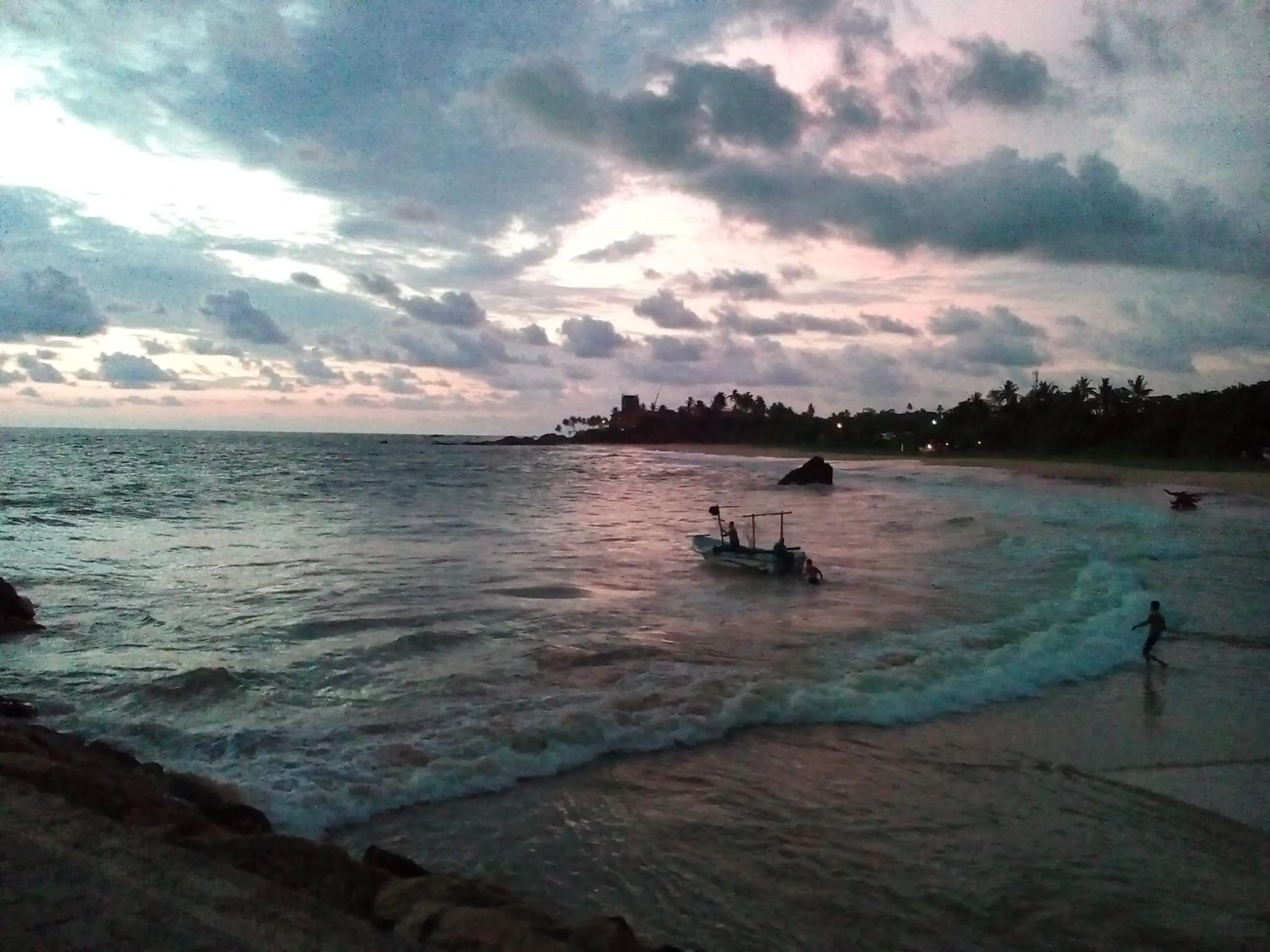 Beach in Ging View Villa