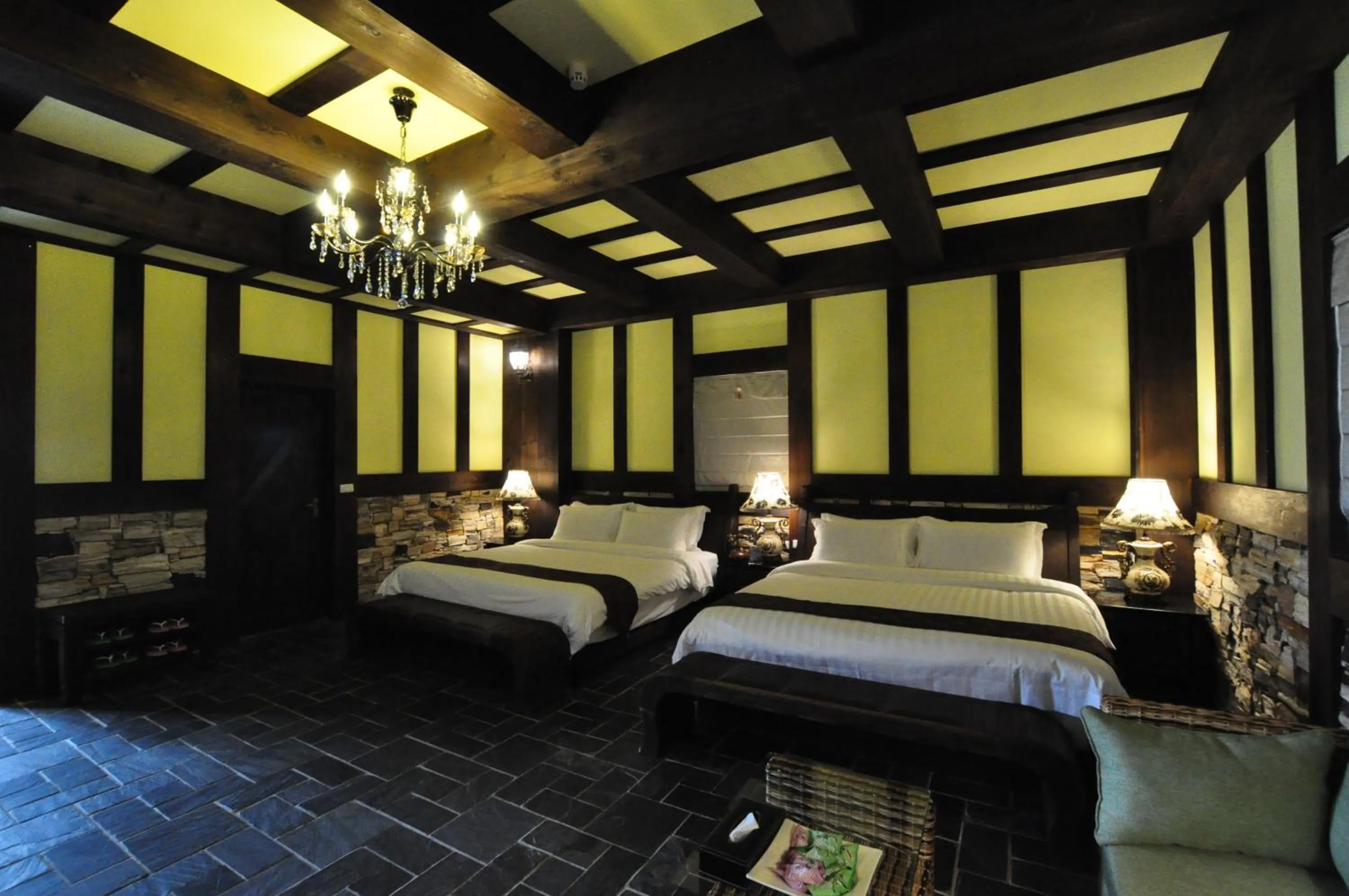 Photo of the whole room, Bed in Stuart Villa