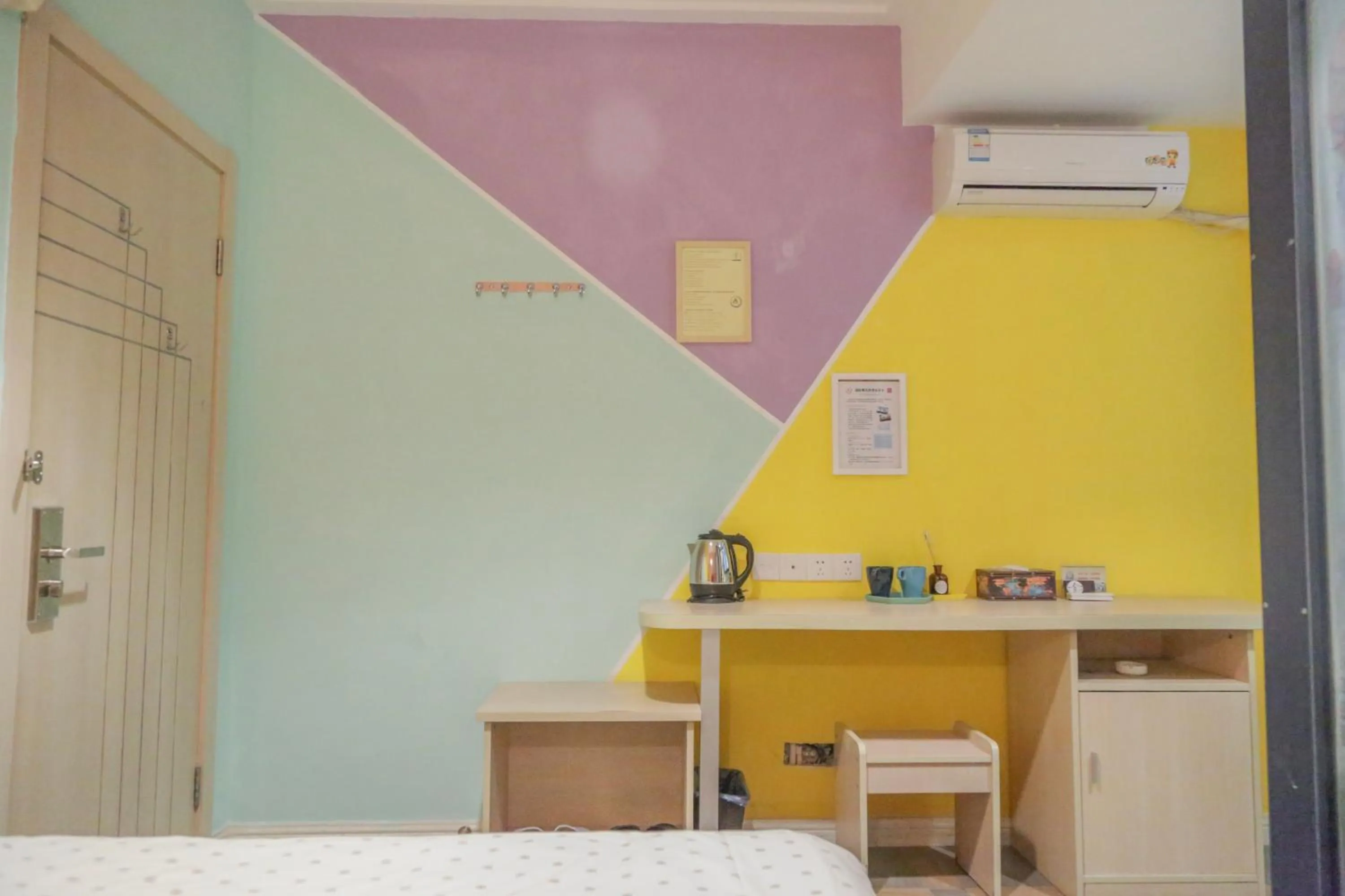 Bedroom in Kunlun International Youth Hostel