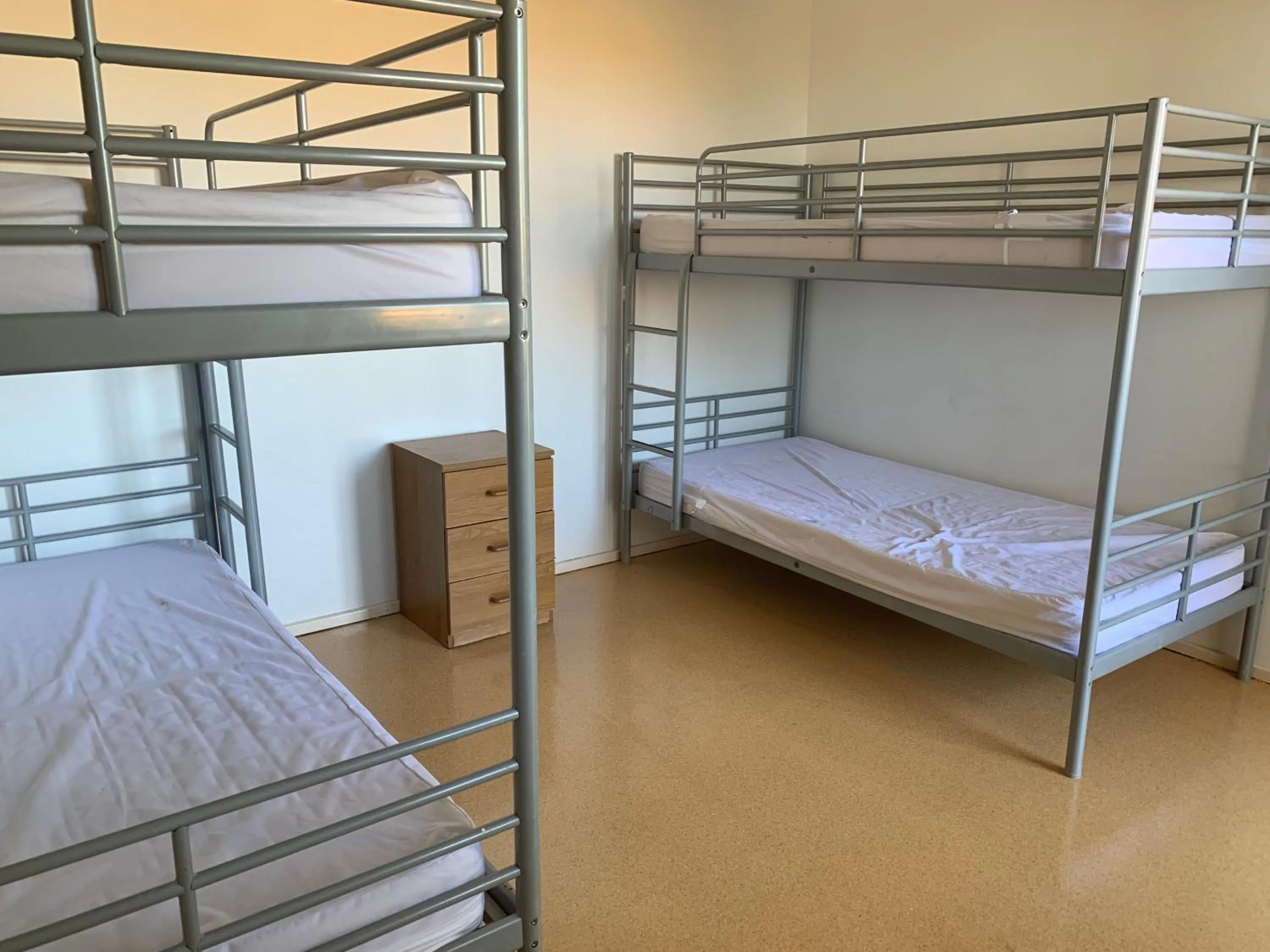 Photo of the whole room, Bed in Roebuck Bay Backpackers