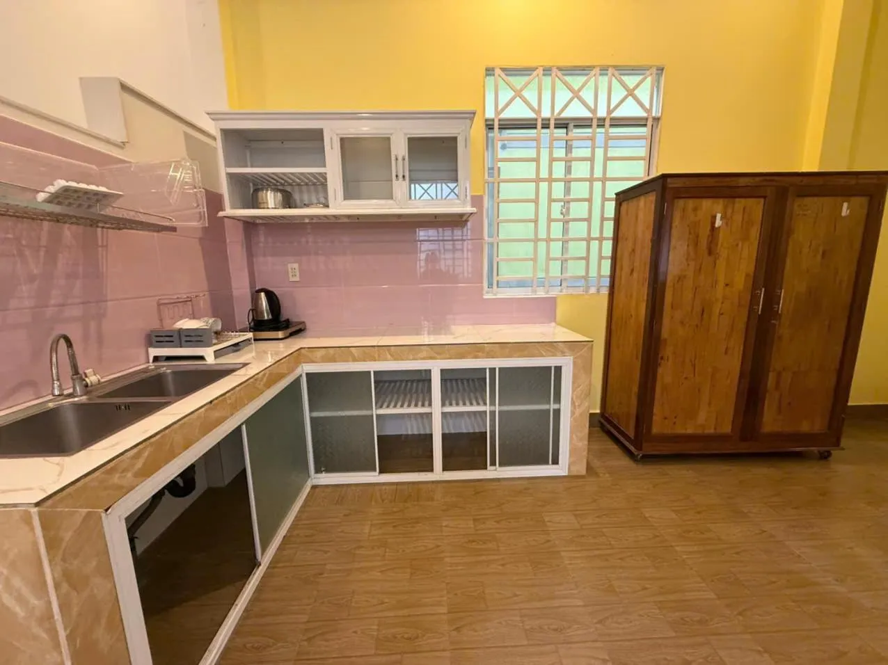 Property building in Mai Binh Phuong Bungalow