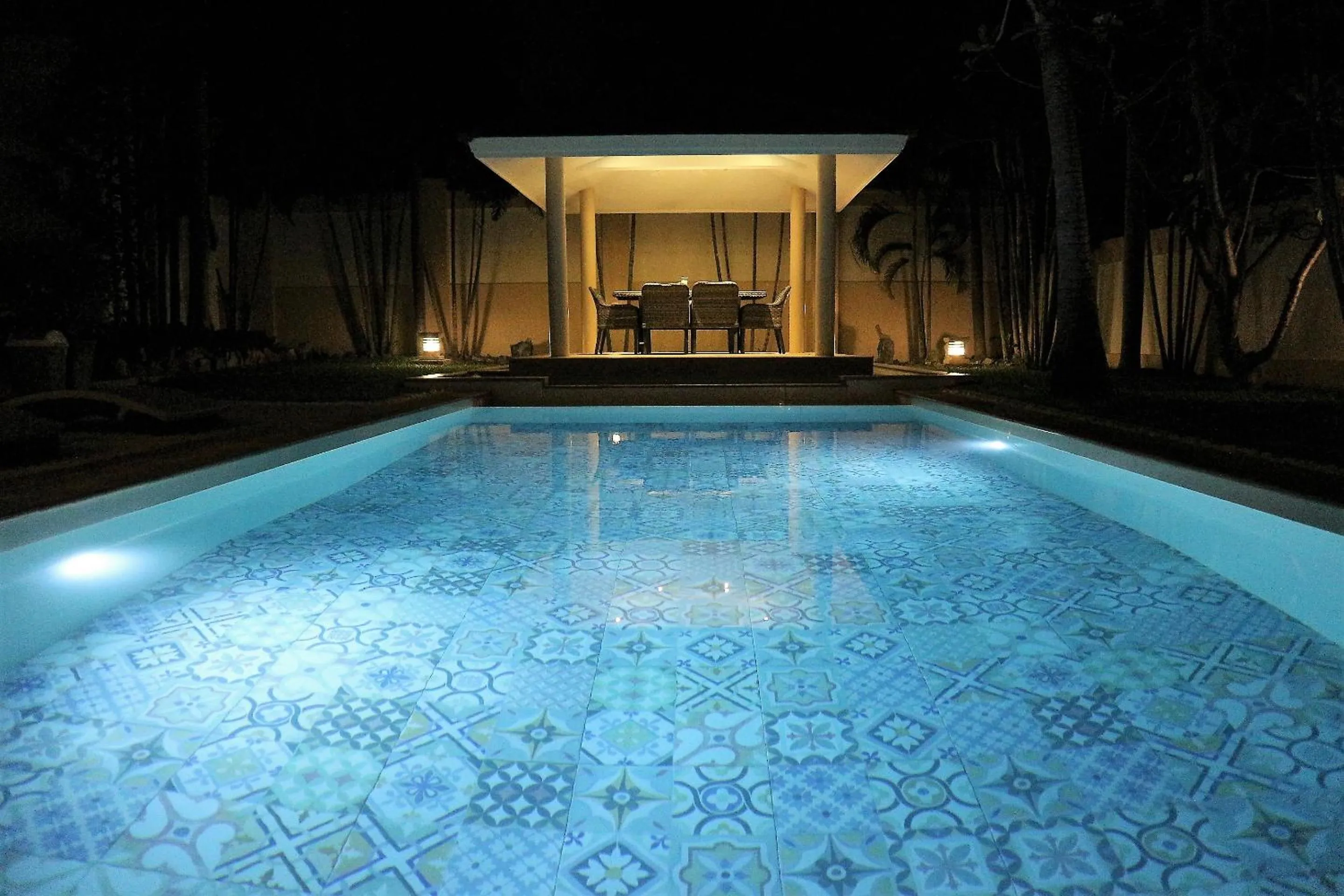Luxury Pool Villa 3BR 6-8 persons