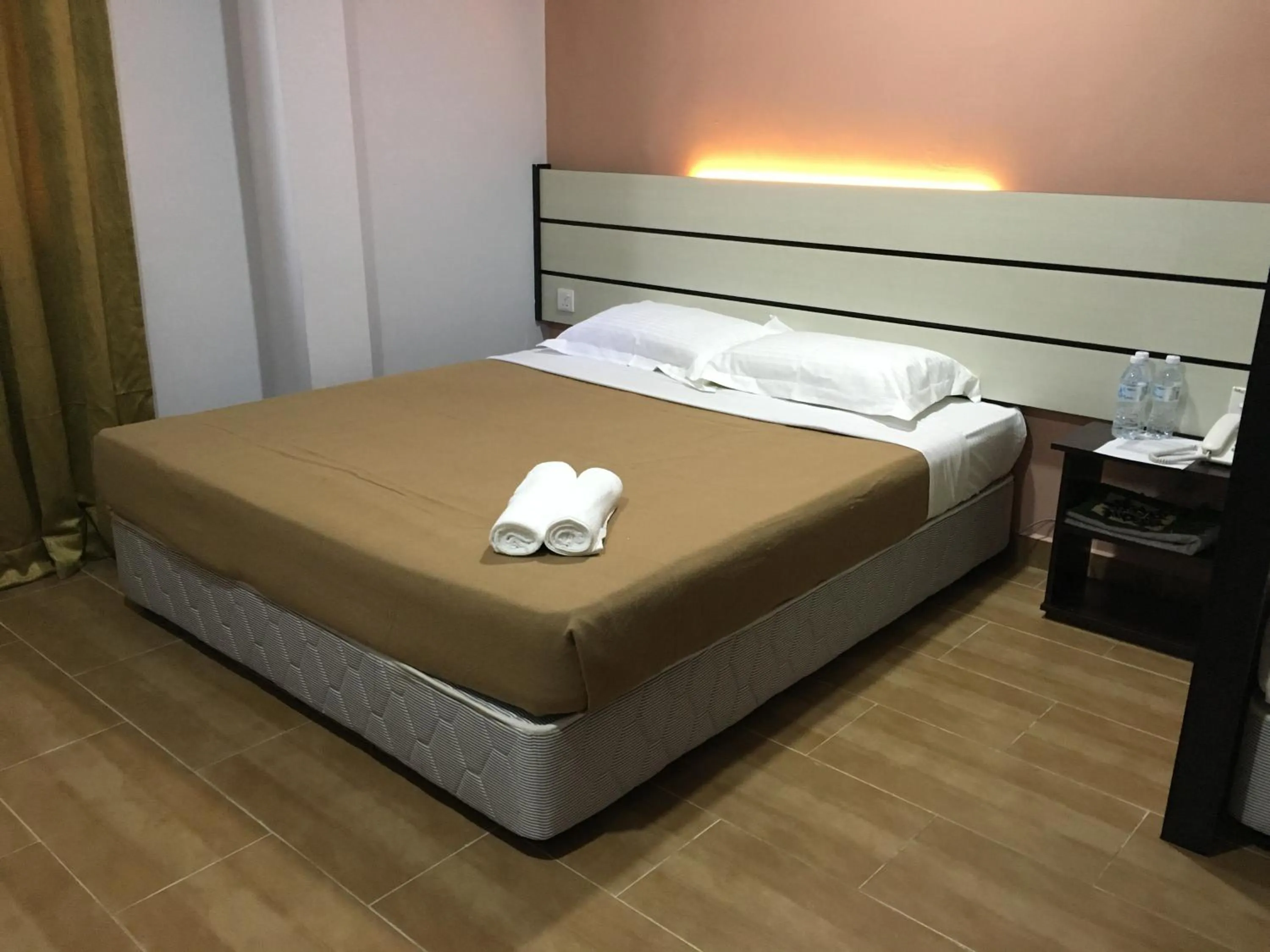 View (from property/room), Bed in Grand Business Hotel