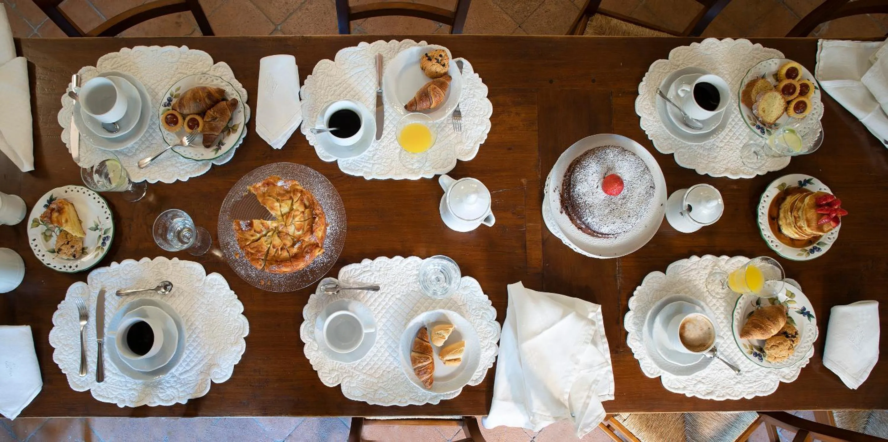 Food and drinks in Palazzo Malaspina B&B