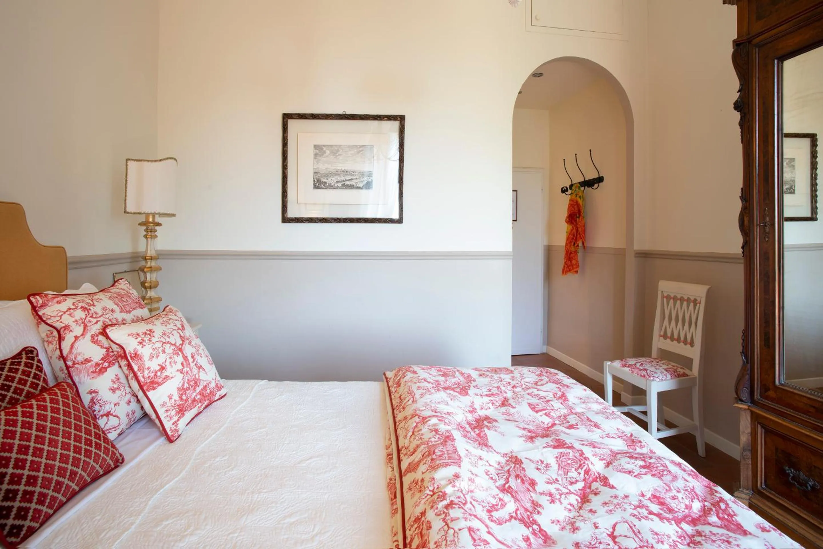 Bed in Palazzo Malaspina B&B