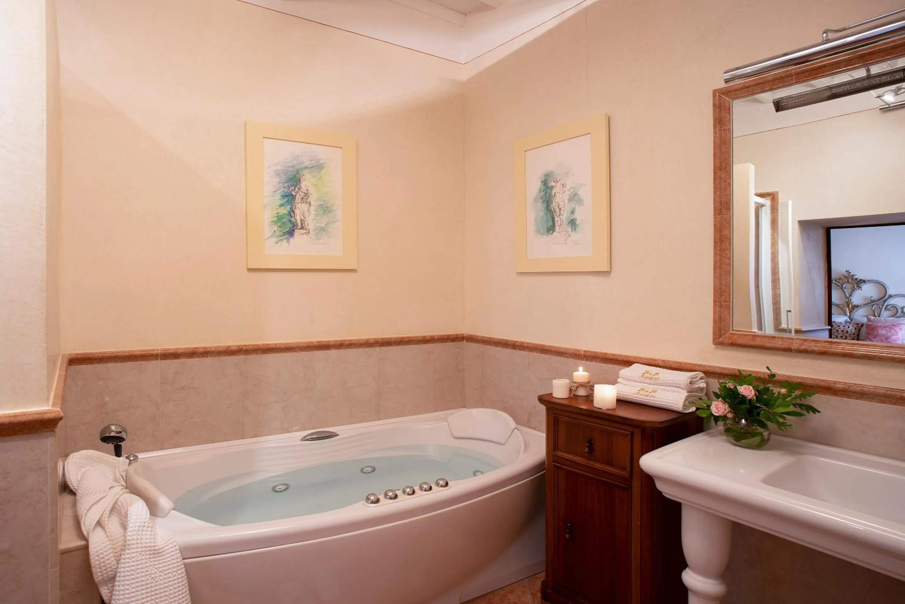 Bathroom in Palazzo Malaspina B&B