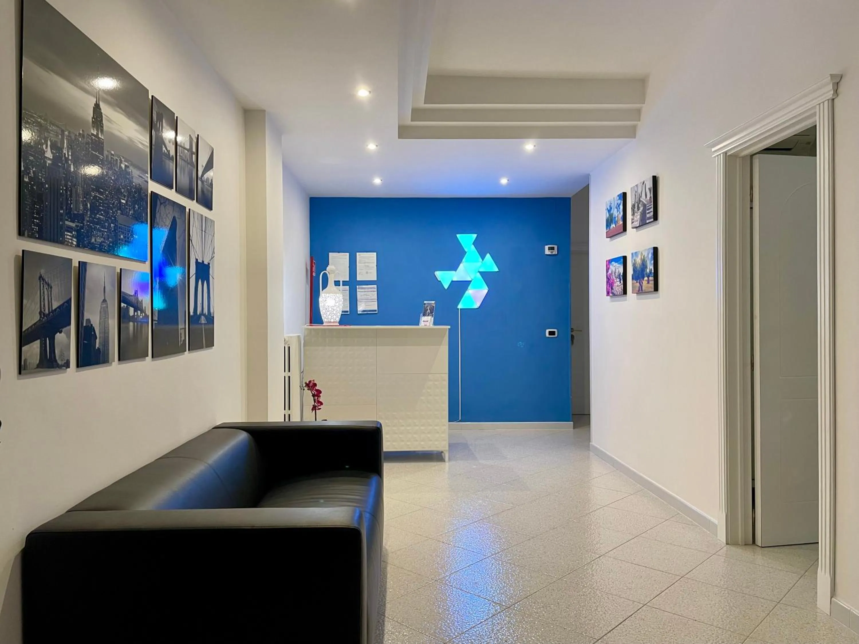 Communal lounge/ TV room in Hibiscus