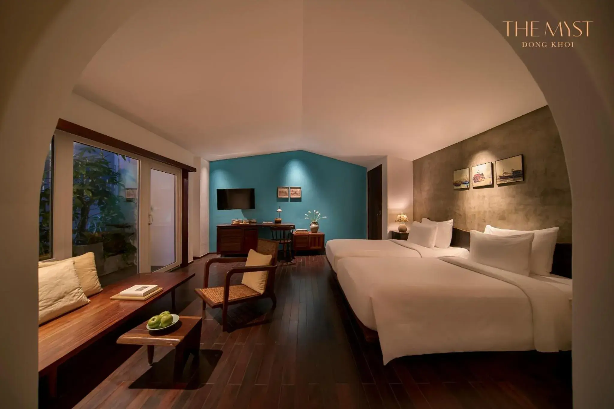 Saigon Balcony Twin Room in The Myst Dong Khoi Saigon Balcony Twin Room in The Myst Dong Khoi