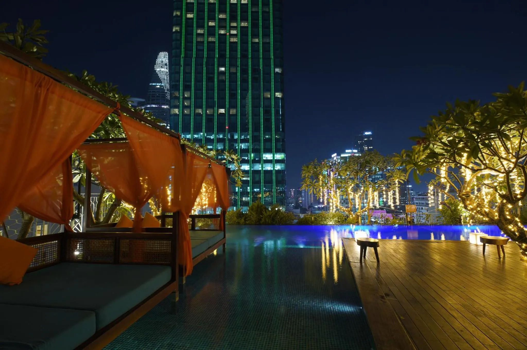 Night in The Myst Dong Khoi